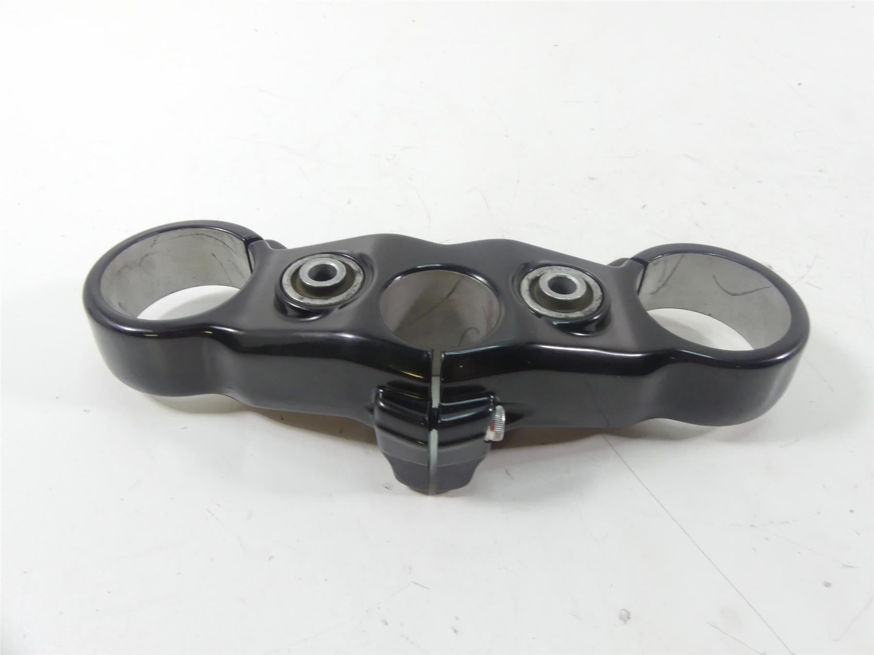 2008 Ducati Hypermotard 1100S Upper Triple Tree Steering Clamp - 58mm 34110651A {{ shop.shopifyCountryName }} - Mototech271
