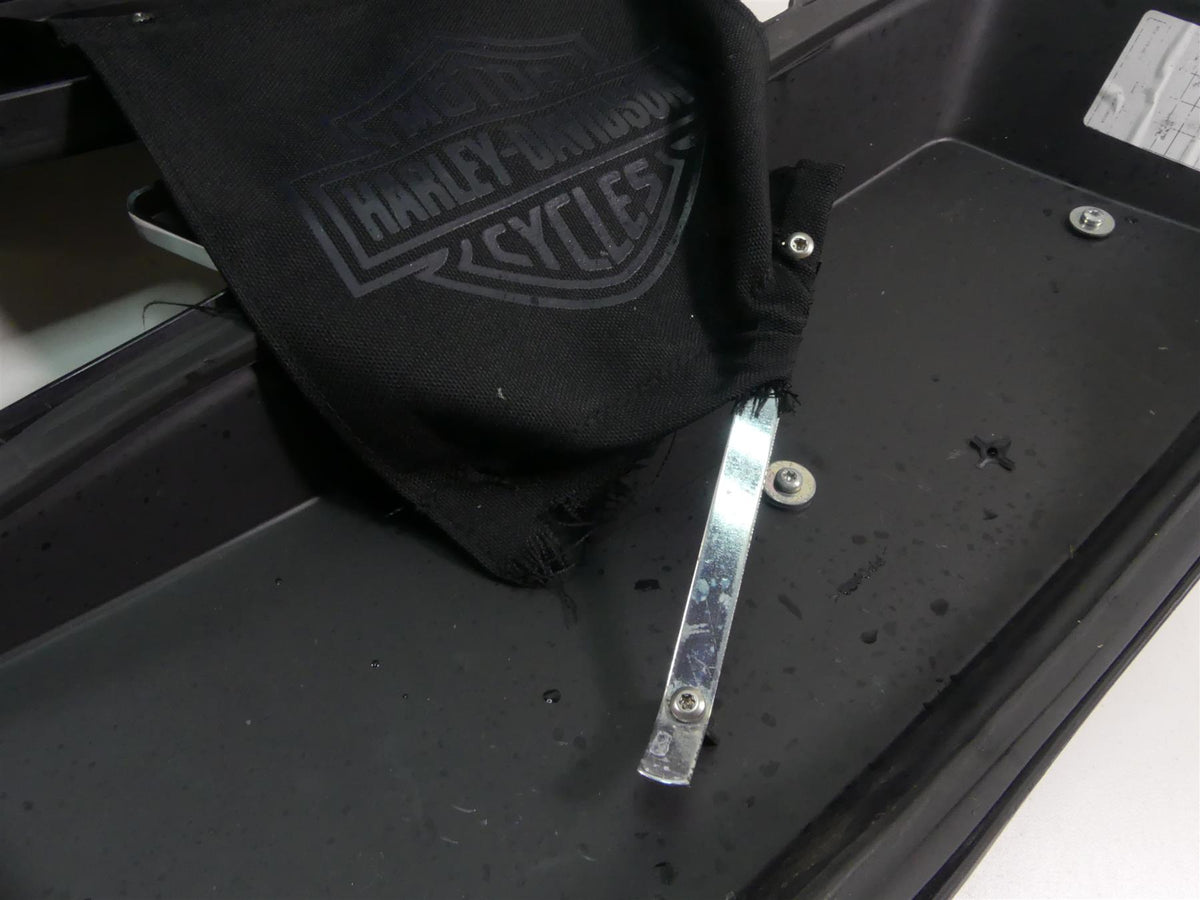 2004 Harley FLHTC SE CVO Electra Glide Right Saddle Bag Saddle Bag 90906-04 {{ shop.shopifyCountryName }} - Mototech271