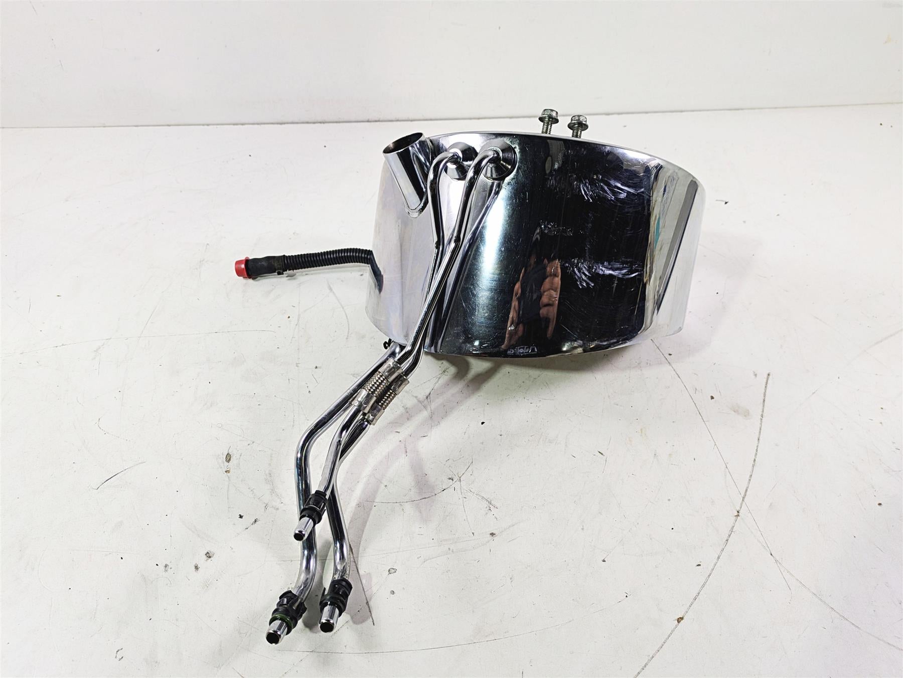 2004 Harley Softail FLSTF Fat Boy Oil Tank Reservoir & Hoses 62498-00A {{ shop.shopifyCountryName }} - Mototech271