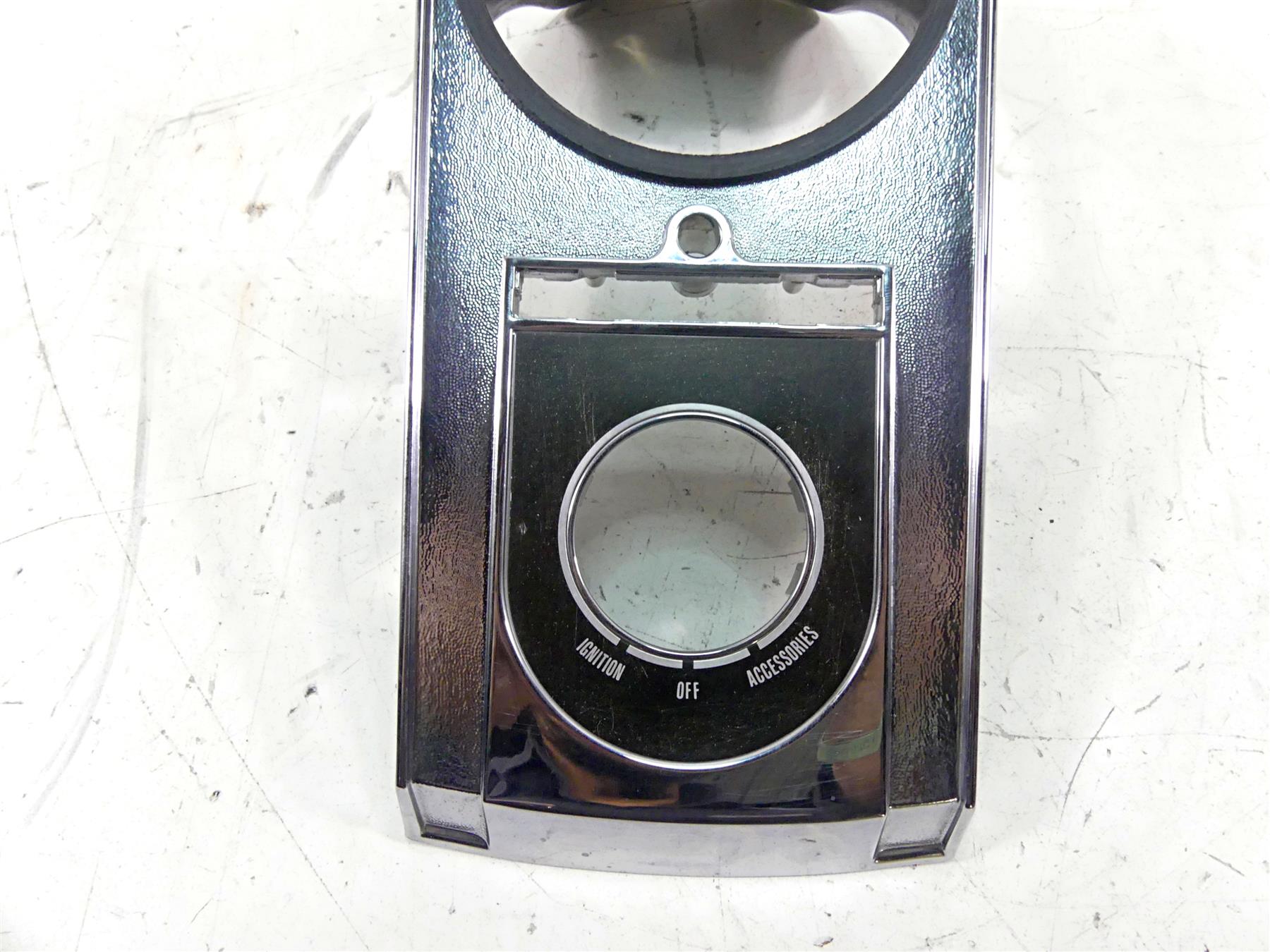 2006 Harley Softail FXSTSI Springer Chrome Tank Dash Console Cover 71273-00A {{ shop.shopifyCountryName }} - Mototech271