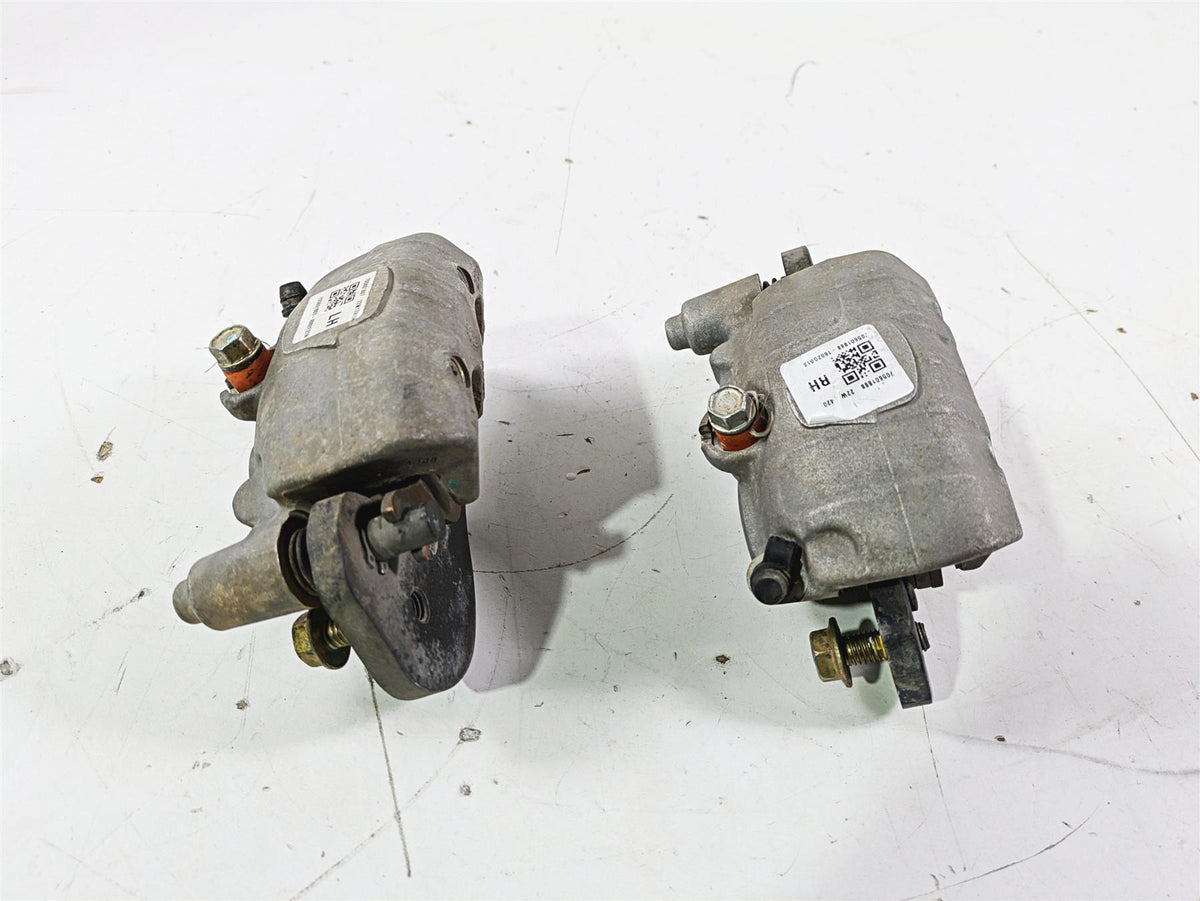 2023 Can Am Maverick X3 XMR Turbo RR Front Brake Caliper Set 705601887 705601888 {{ shop.shopifyCountryName }} - Mototech271