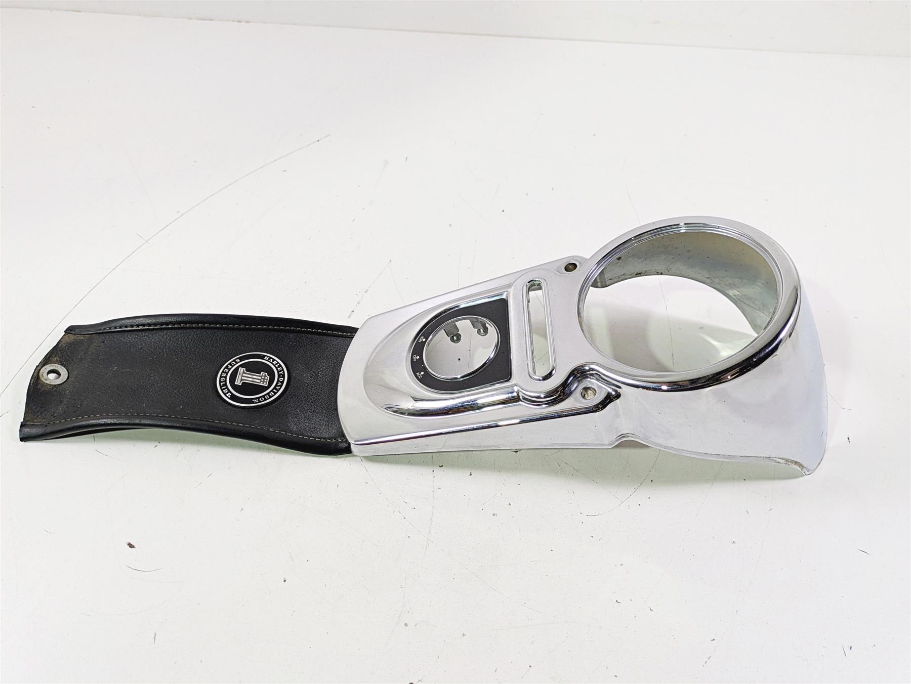 2011 Harley FXDC Dyna Super Glide Tank Dash Chrome Cover Panel 71204-04