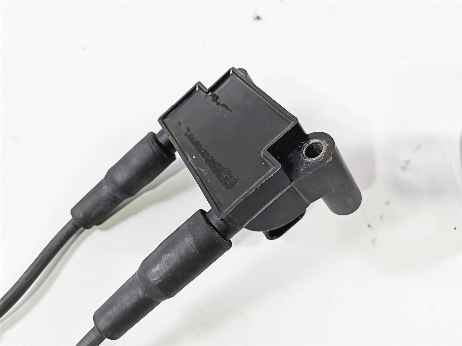 2012 Harley Softail FLSTF Fat Boy Ignition Coil Wires Plug Set 31696-07A {{ shop.shopifyCountryName }} - Mototech271