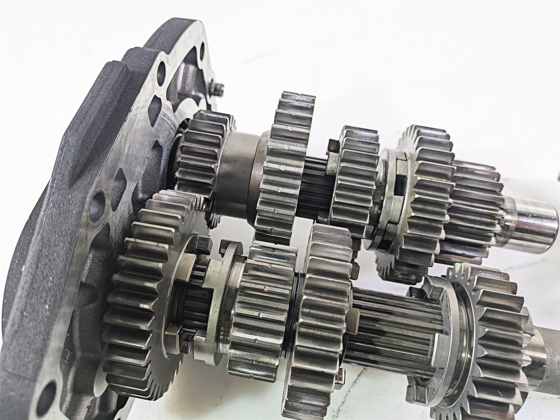2005 Harley Touring FLHRI Road King 5 Speed Transmission Gears 35252-93B {{ shop.shopifyCountryName }} - Mototech271