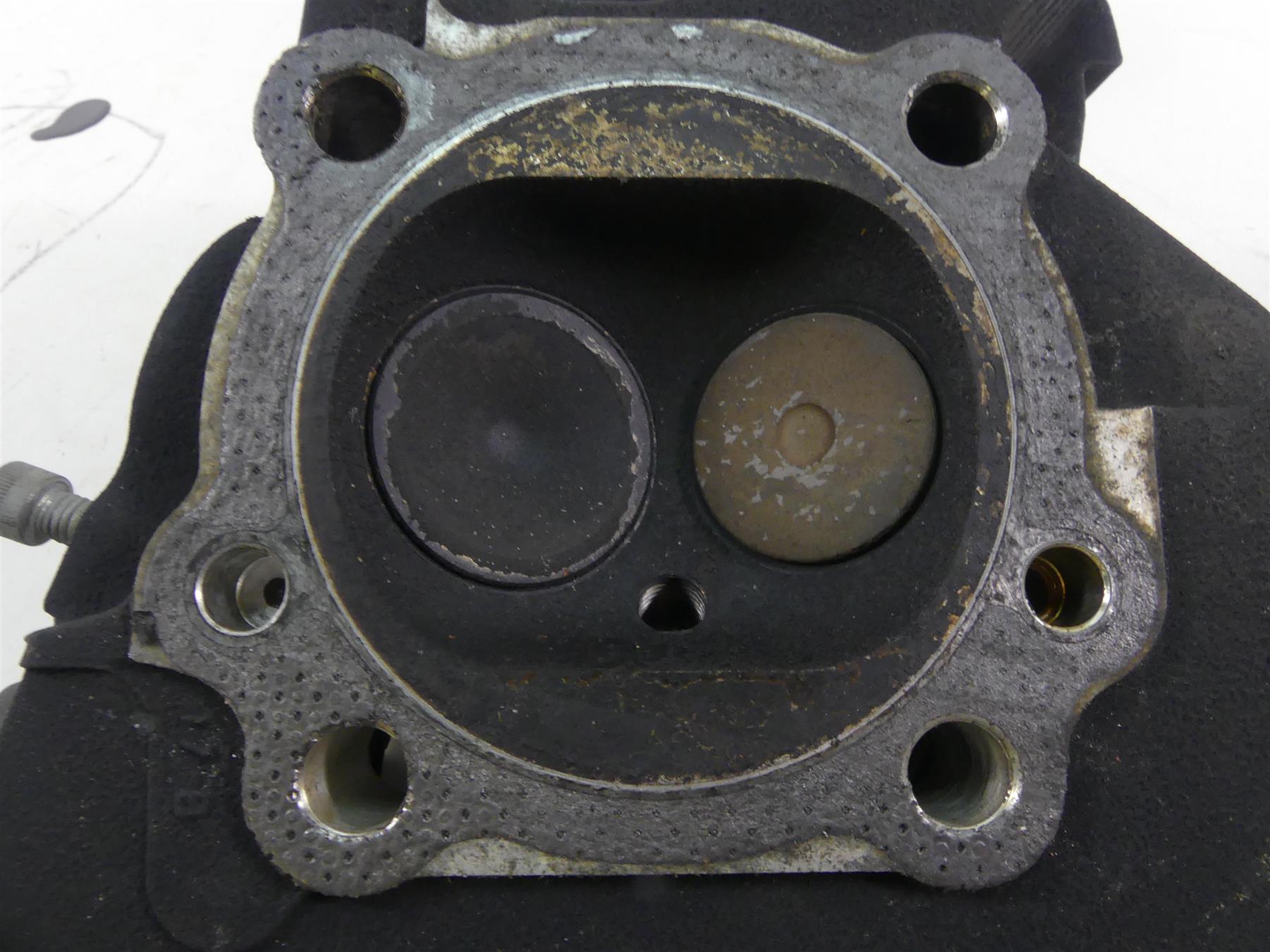 2002 Harley Softail FXSTDI Deuce Cylinderhead Cylinder Head Set 16725-99 {{ shop.shopifyCountryName }} - Mototech271