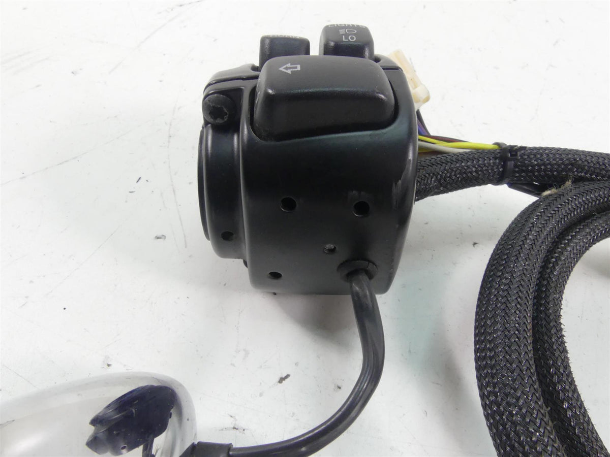 2010 Harley FXDWG Dyna Wide Glide Left Hand Control Switch & Blinker 71682-06A {{ shop.shopifyCountryName }} - Mototech271