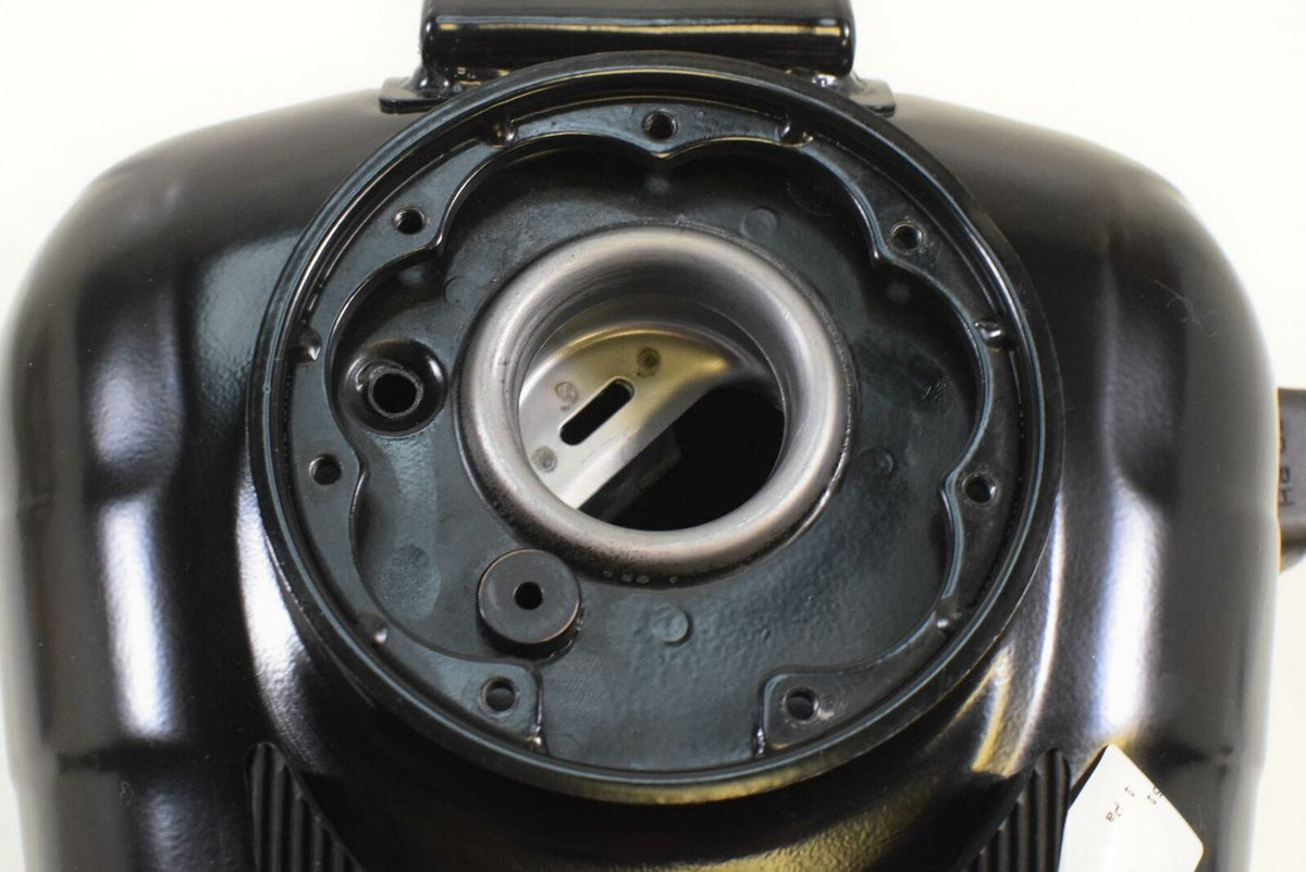 2018 KTM RC390 RC 390 Duke Fuel Gas Petrol Tank Reservoir Nice Clean 93007113000 {{ shop.shopifyCountryName }} - Mototech271