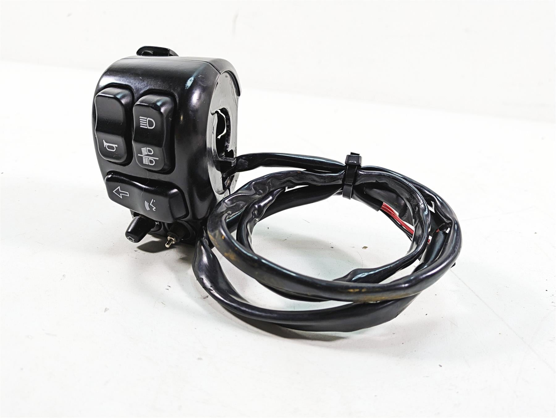 2019 Harley Touring FLHX Street Glide Left Hand Control Switch 7150012 ...