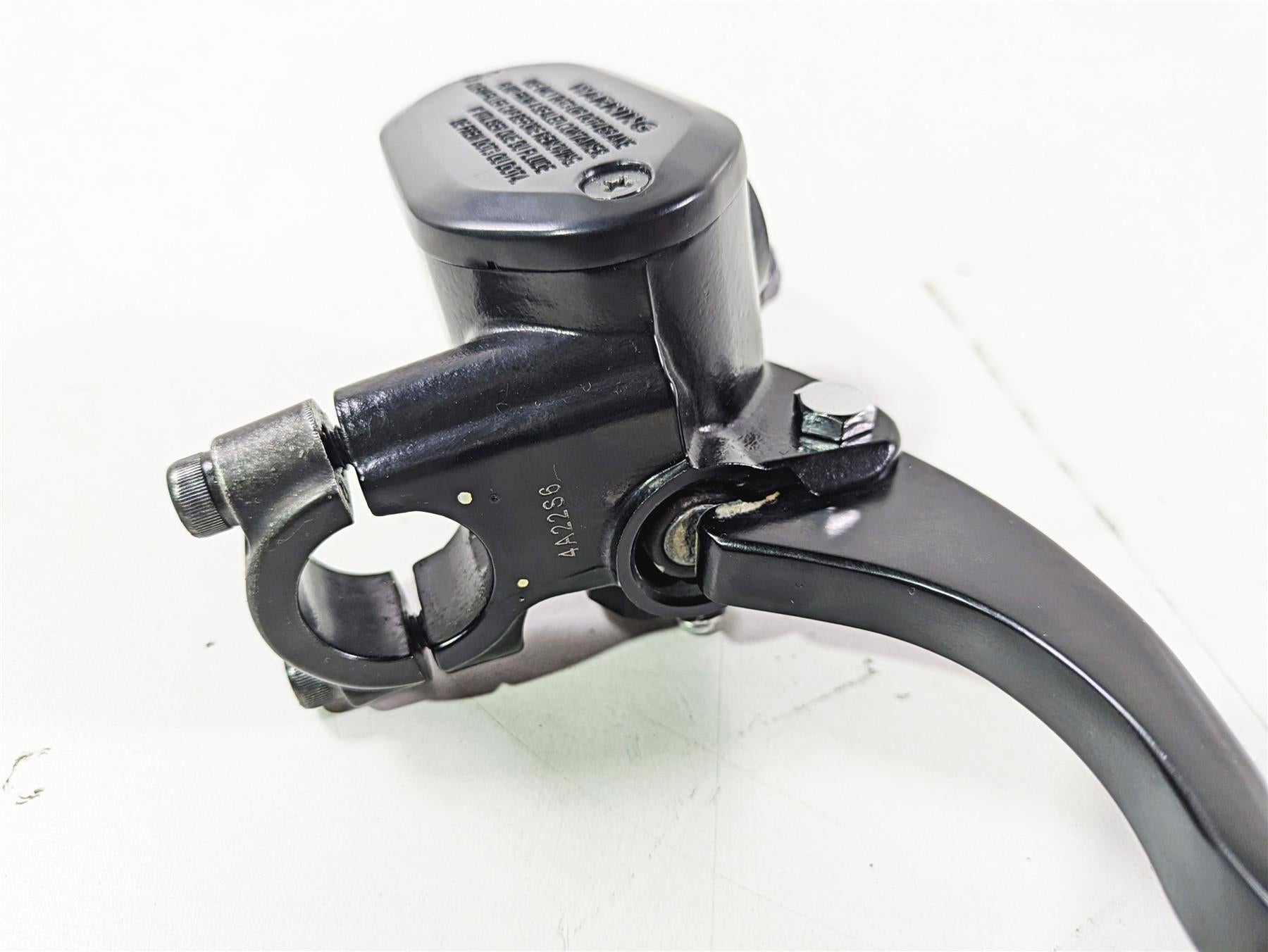 2023 Kawasaki EX400 Ninja Front Brake Master Cylinder + Lever 43015-0713 {{ shop.shopifyCountryName }} - Mototech271