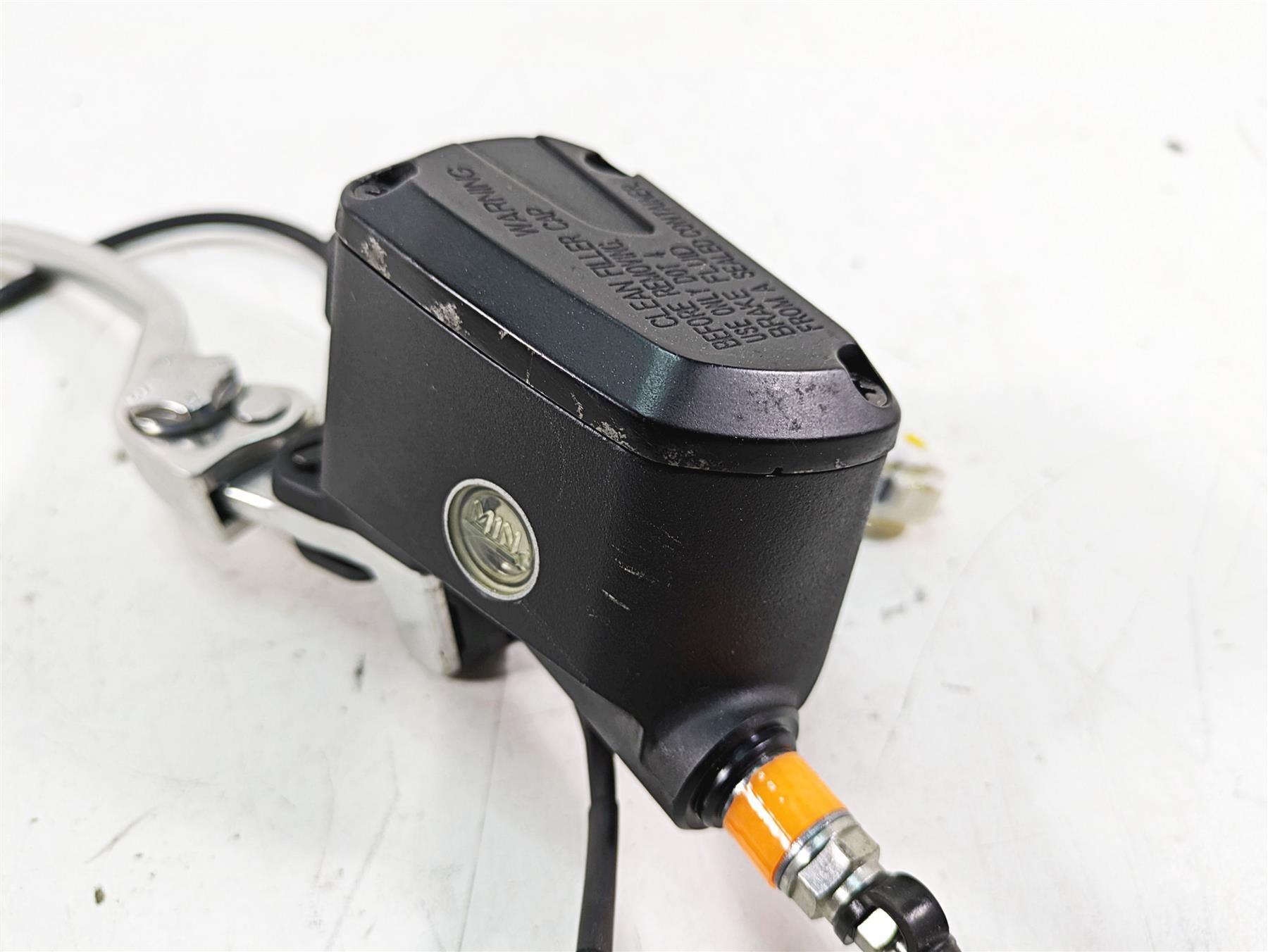 2014 Moto Guzzi California 1400 T Front Brake Master Cylinder 5/8" 887764 {{ shop.shopifyCountryName }} - Mototech271
