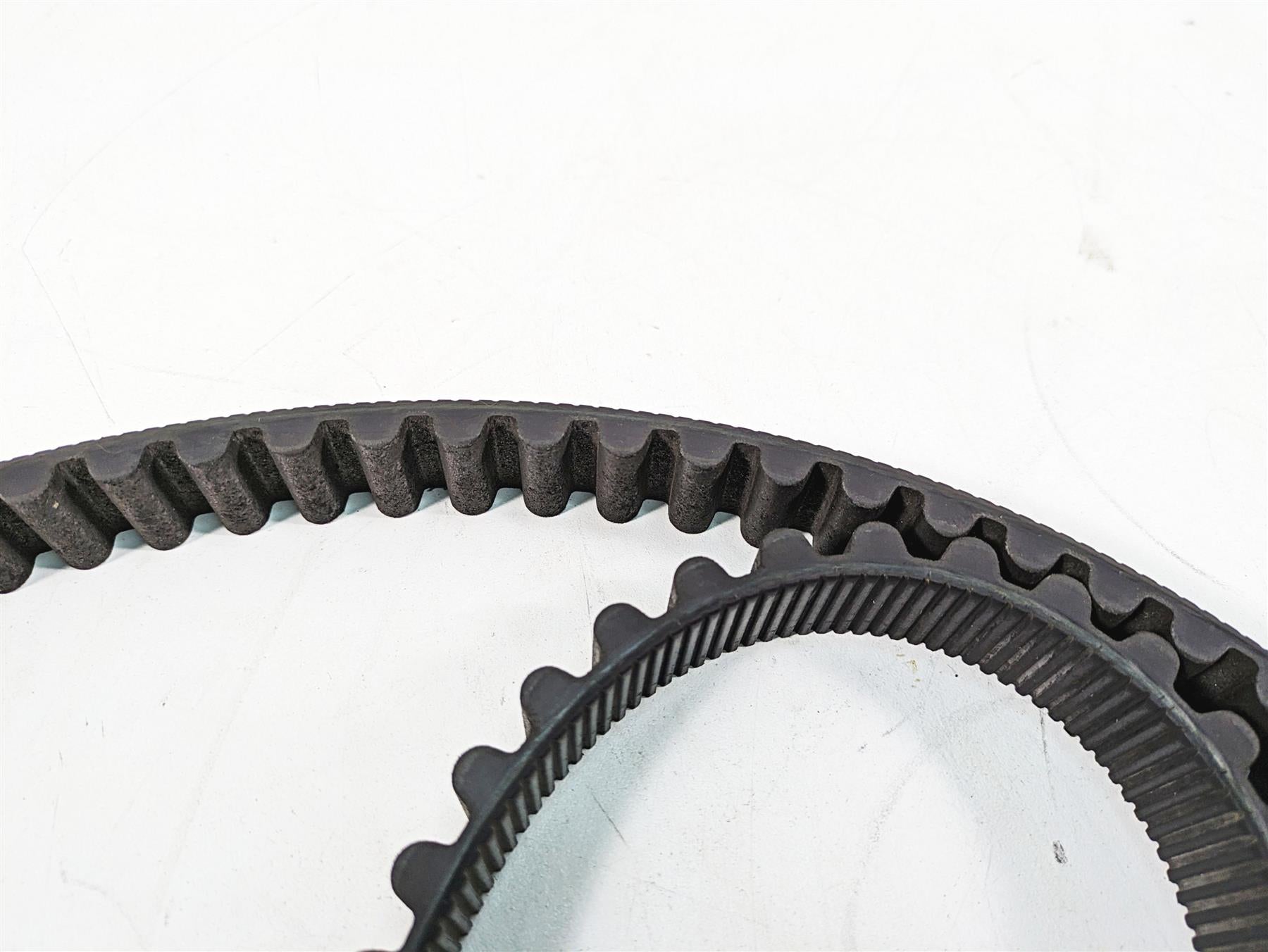 2011 Harley Touring FLTRU Road Glide Rear Main Drive Belt 140T 1" 40024-09A {{ shop.shopifyCountryName }} - Mototech271