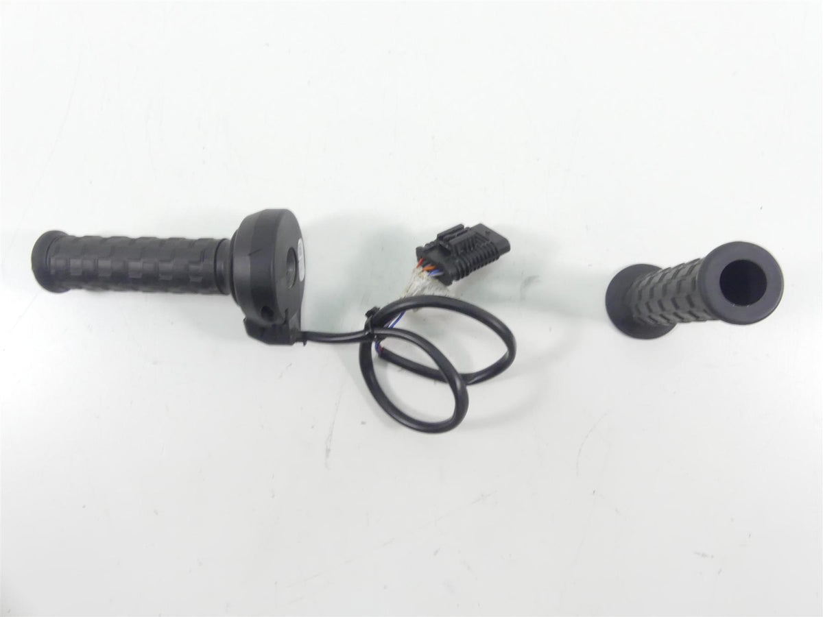 2022 Indian FTR1200 S Ride Fly By Wire Sensor + Grip Set 2414219 {{ shop.shopifyCountryName }} - Mototech271