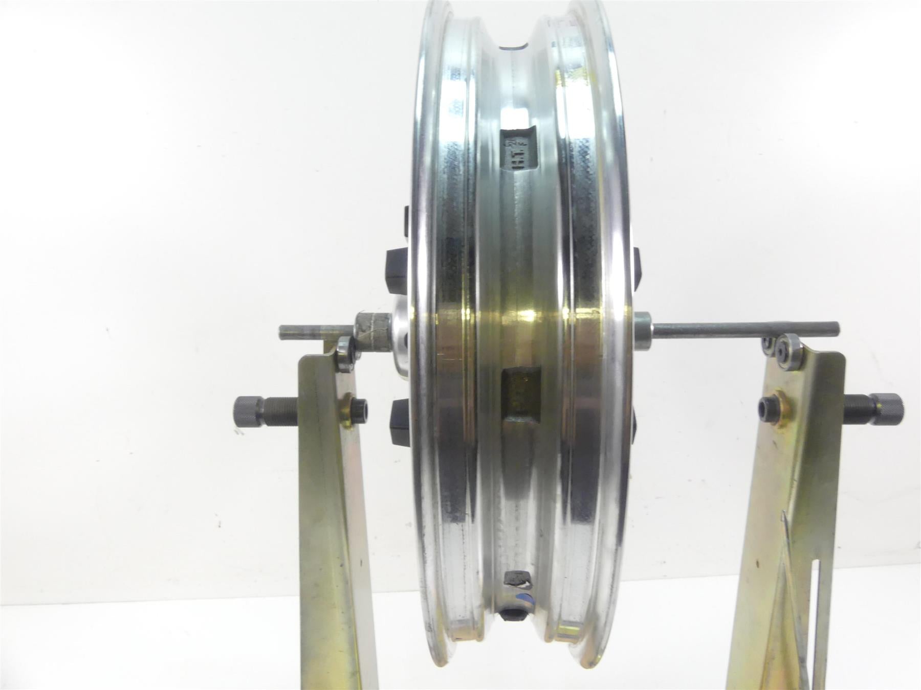 2016 Harley Touring FLHTP Electra Glide Front 17x3 Impeller Wheel Rim 43300386 {{ shop.shopifyCountryName }} - Mototech271