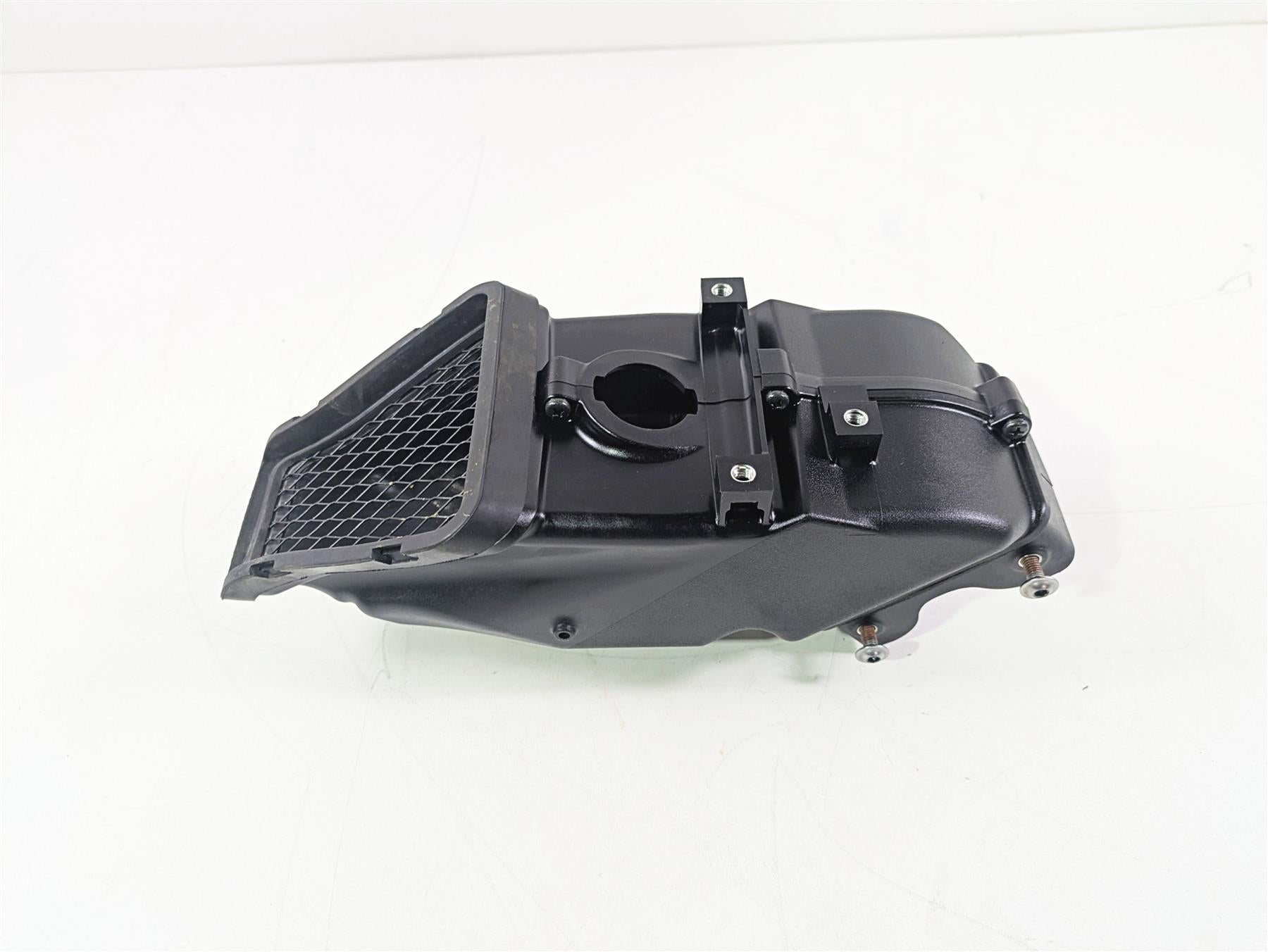 2016 Kawasaki ZX10R Ninja Front Center Air Duct Scoop Ram 39045-0041 {{ shop.shopifyCountryName }} - Mototech271