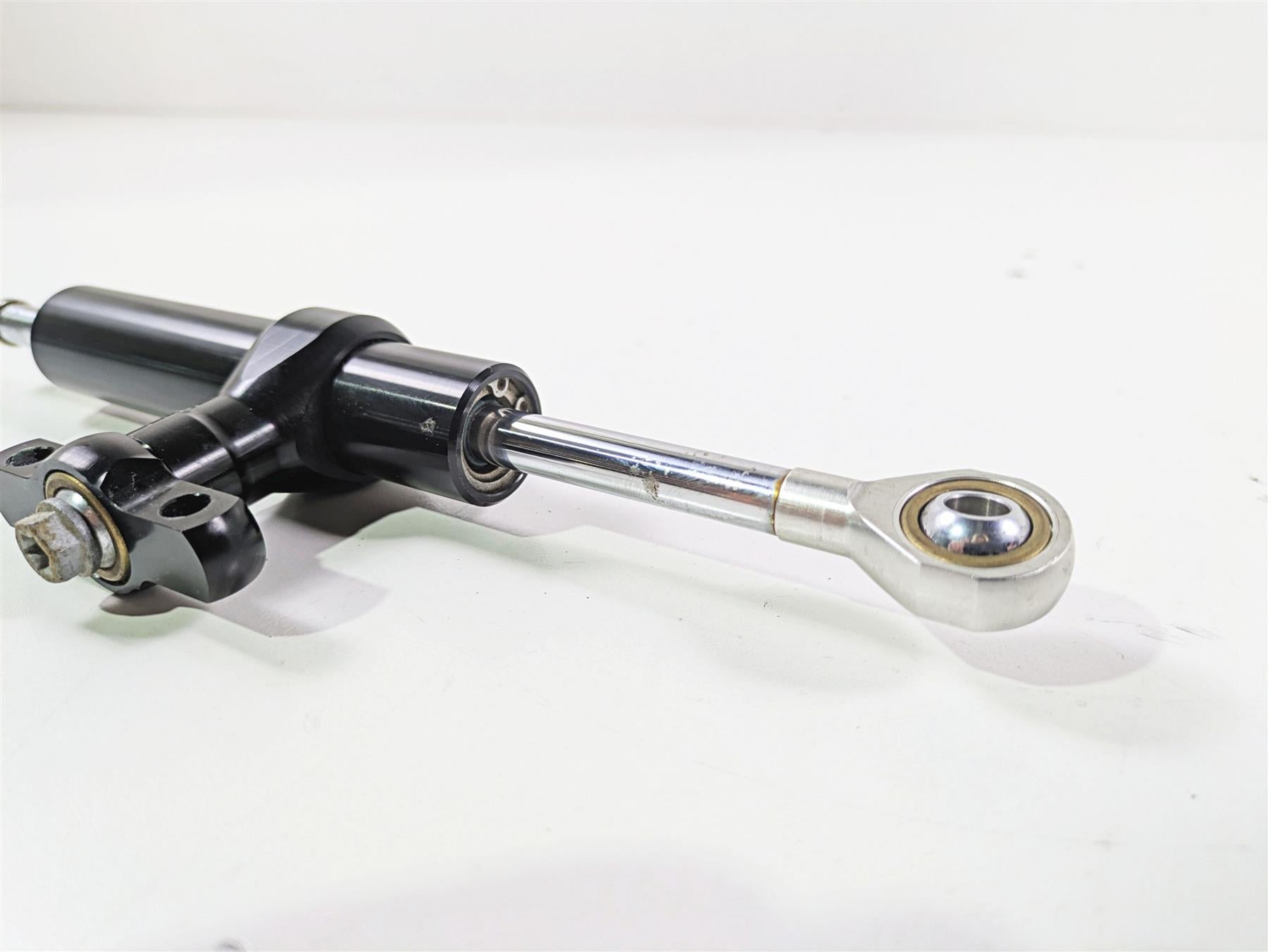 2017 KTM 1290 Super Duke GT Steering Damper & Mount 16181N52E {{ shop.shopifyCountryName }} - Mototech271