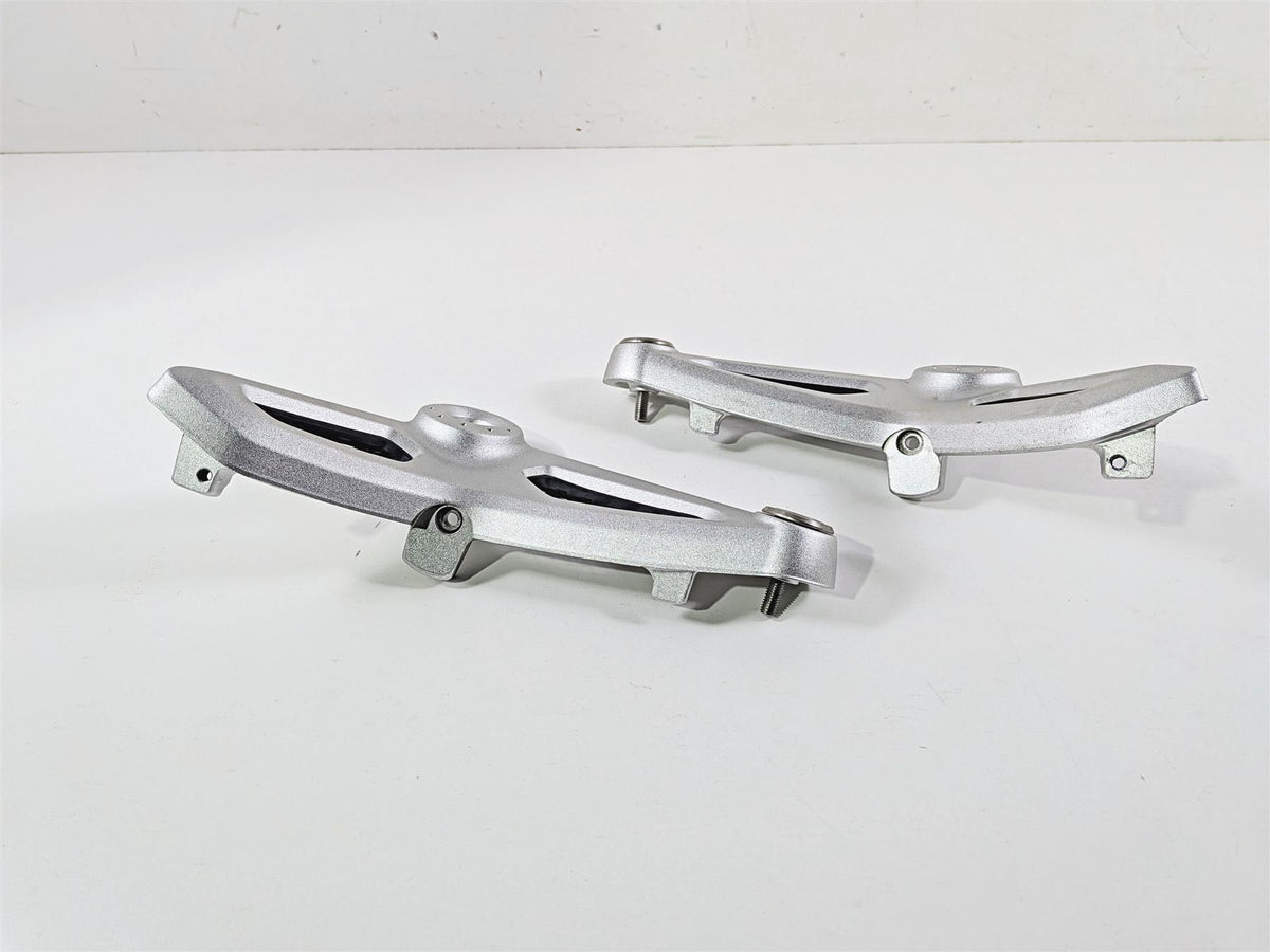 2023 BMW R nineT Scrambler K23 Rider Seat Support Mount Set 46638531189 {{ shop.shopifyCountryName }} - Mototech271