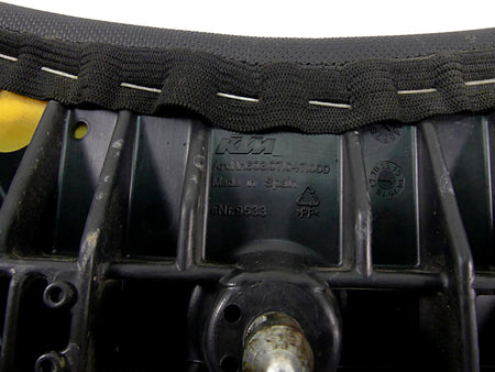 2015 KTM 1190 Adventure Rear Passenger Seat Saddle 60307047100 60307047000 {{ shop.shopifyCountryName }} - Mototech271
