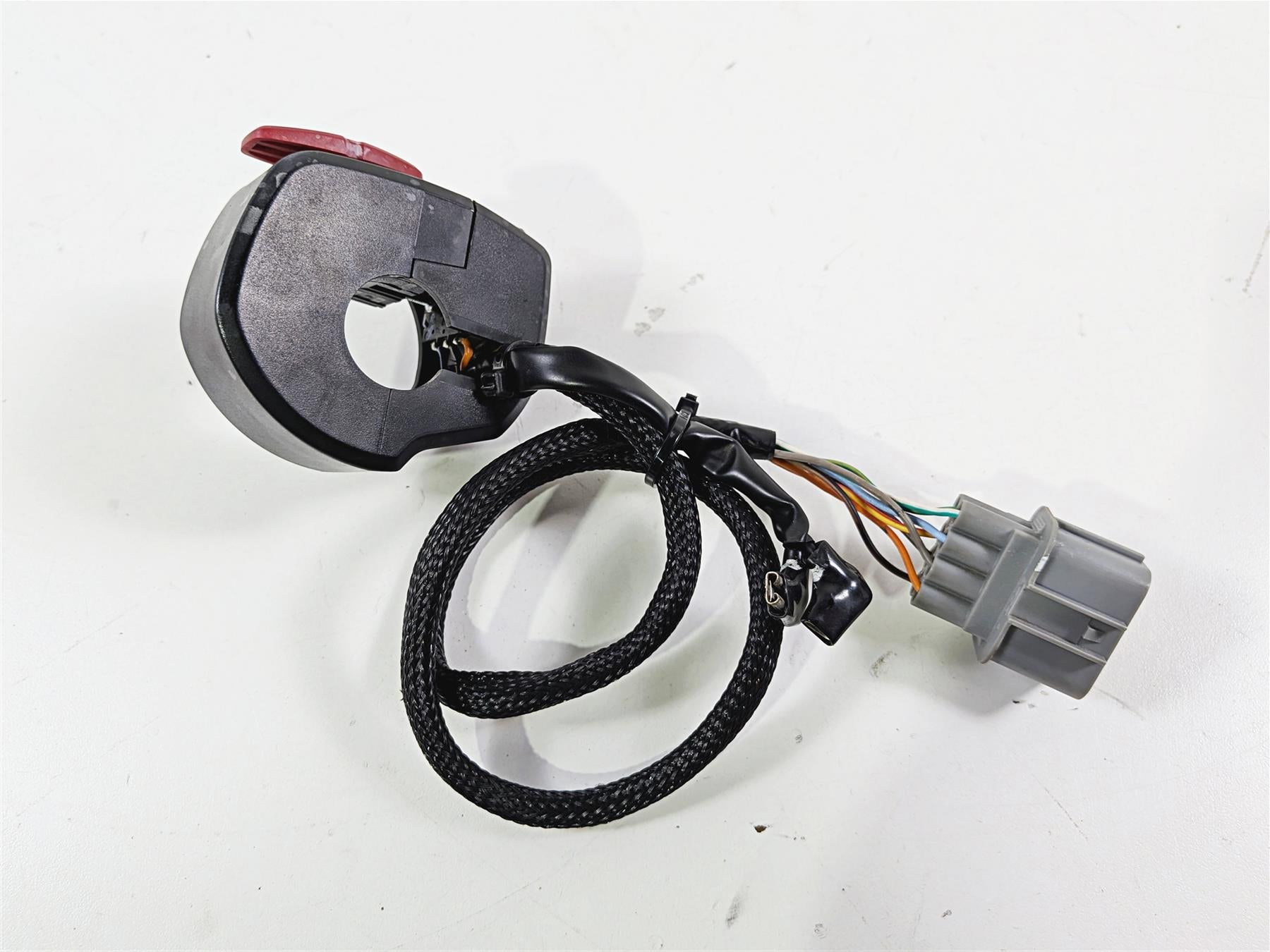 2025 CFMoto 450 SS Right Hand Control Switch Kill Start 6KMV-167000-3000 {{ shop.shopifyCountryName }} - Mototech271