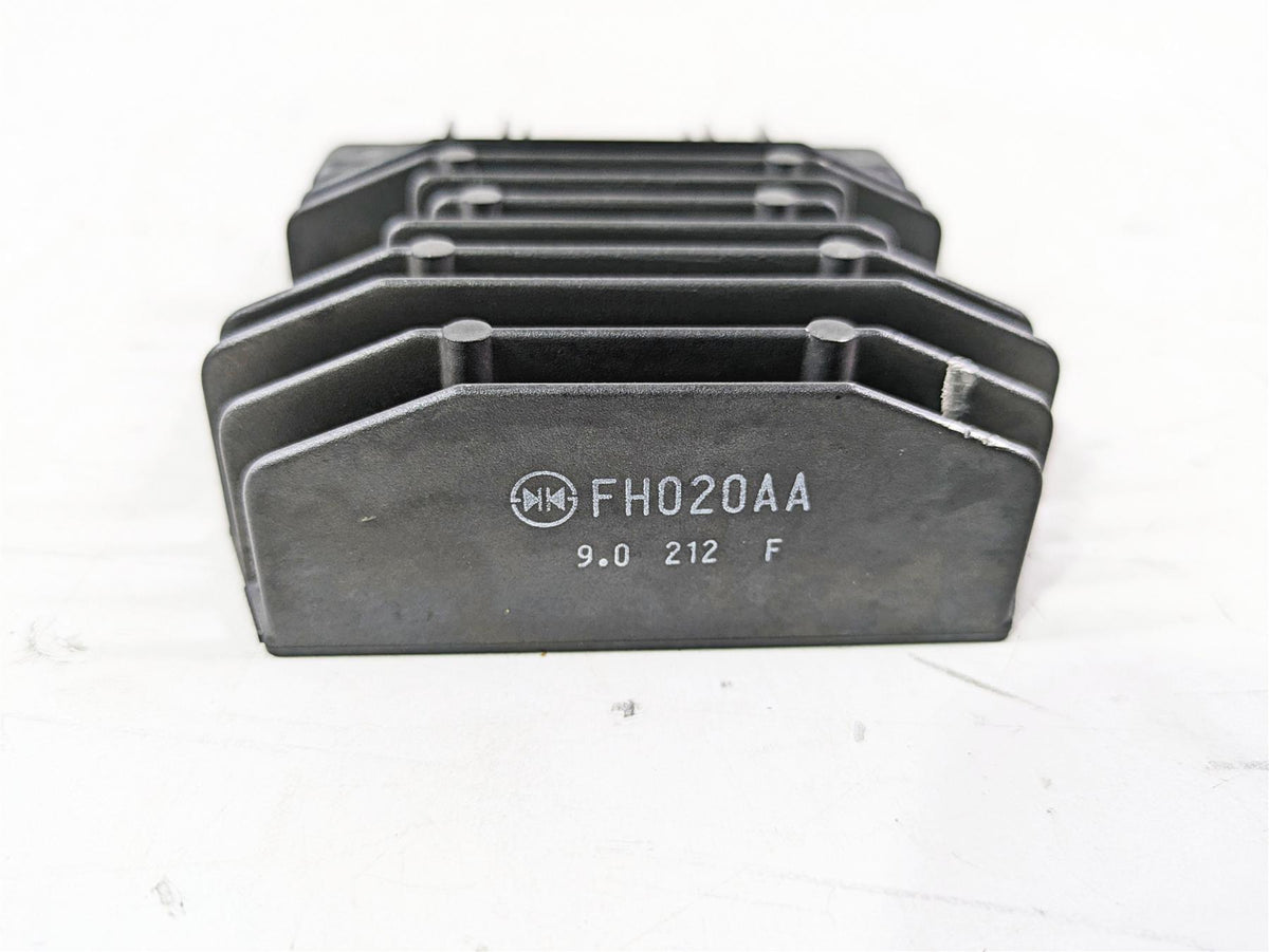 2020 Triumph Daytona 765 Moto2 Rectifier Voltage Regulators T1300675 FH020AA {{ shop.shopifyCountryName }} - Mototech271