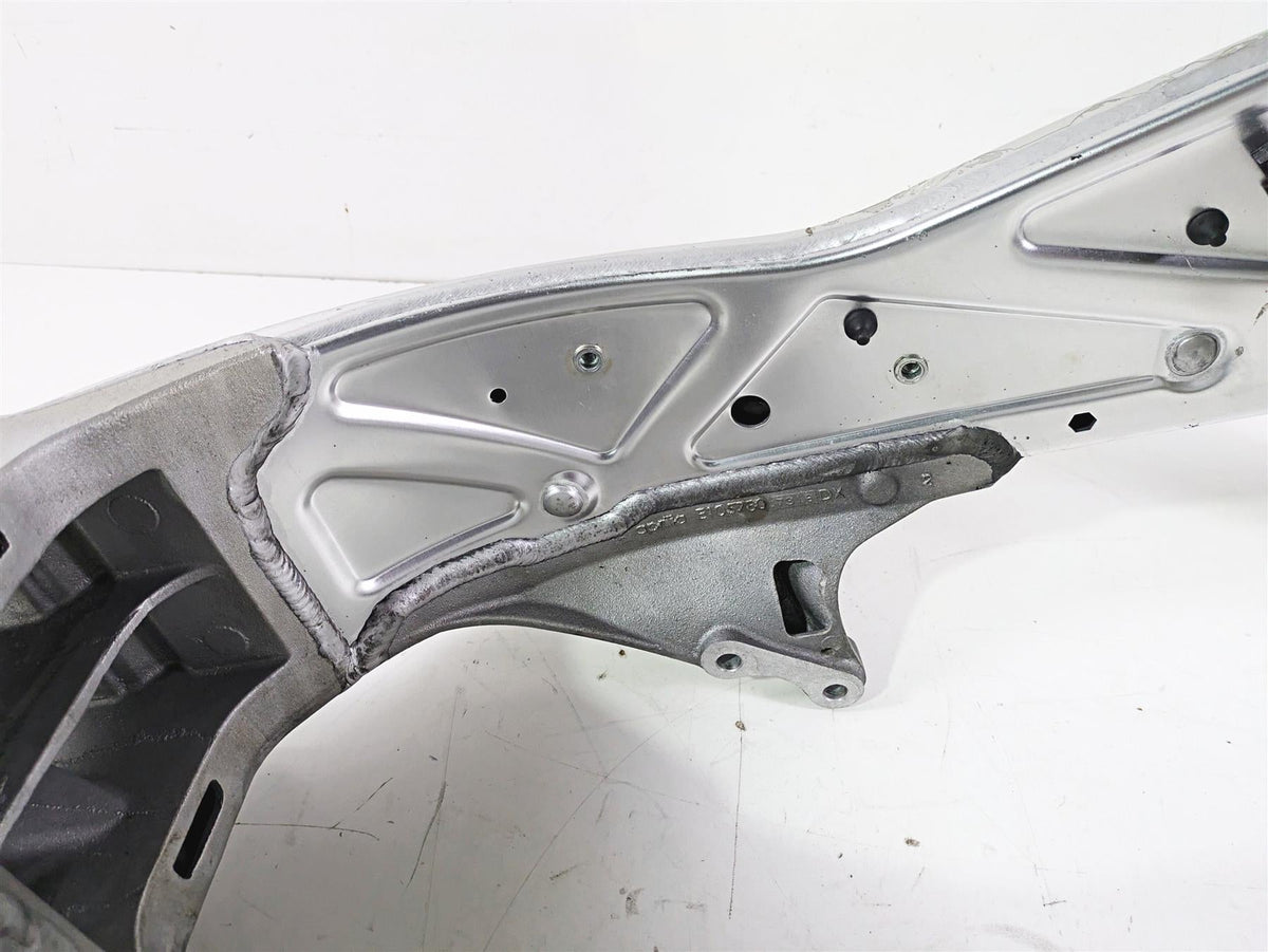 2008 Aprilia RSVR 1000 Factory Straight Main Frame Chassis Silver With Clean Mississippi Title AP8146974 {{ shop.shopifyCountryName }} - Mototech271
