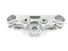 Load image into Gallery viewer, 2010 Harley FXDF Dyna Fat Bob Upper Triple Tree Steering Clamp 49mm 47661-08 | Mototech271
