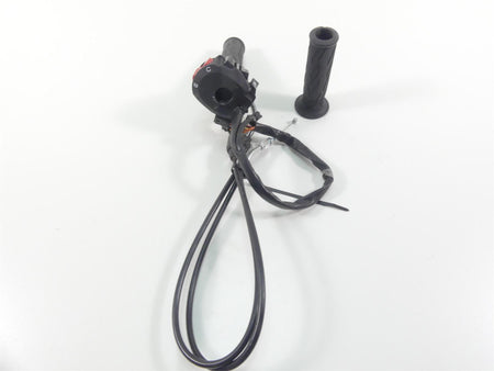 2022 Suzuki GSXR750 Right Hand Control Switch Throttle & Grips -Read 37200-47H30 {{ shop.shopifyCountryName }} - Mototech271