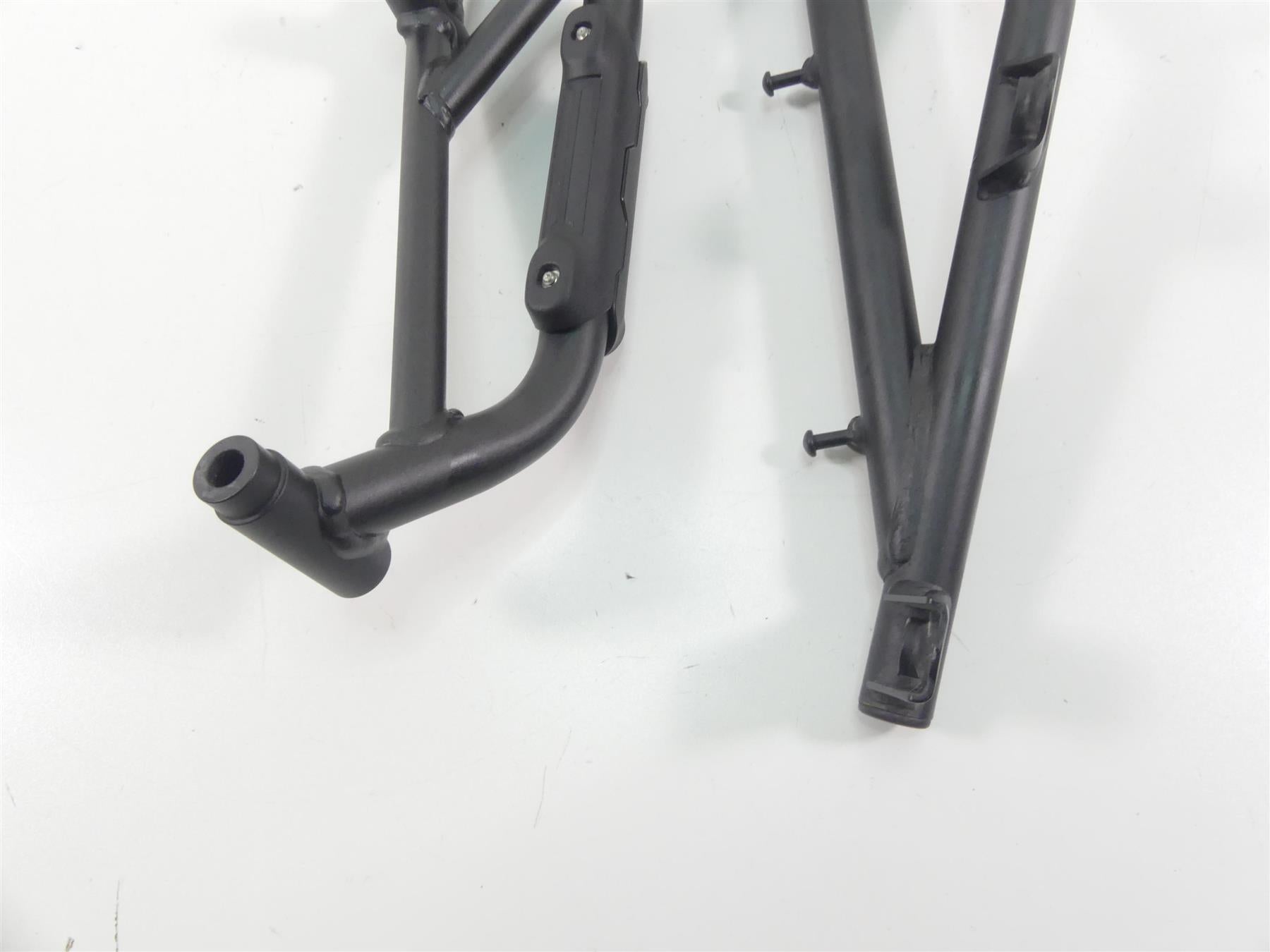 2022 Kawasaki KLR650 KL650 Adv Left Right Rear Side Grab Rail Set 46019-0108 {{ shop.shopifyCountryName }} - Mototech271