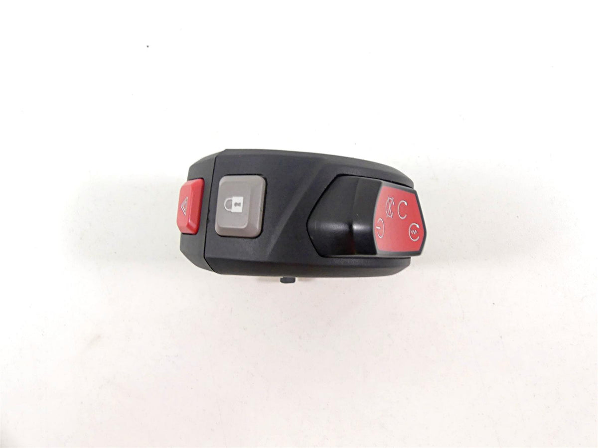 2022 Triumph Speed Triple 1200 RS Right Hand Start Control Switch T2044024 {{ shop.shopifyCountryName }} - Mototech271