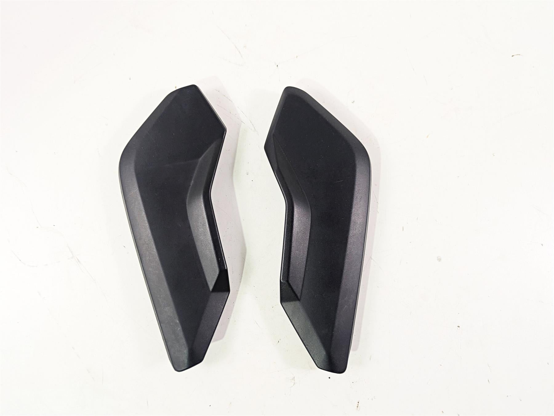 2010 BMW R1200GS K25 Frame Infill Cover Fairing Set 46637700886 {{ shop.shopifyCountryName }} - Mototech271