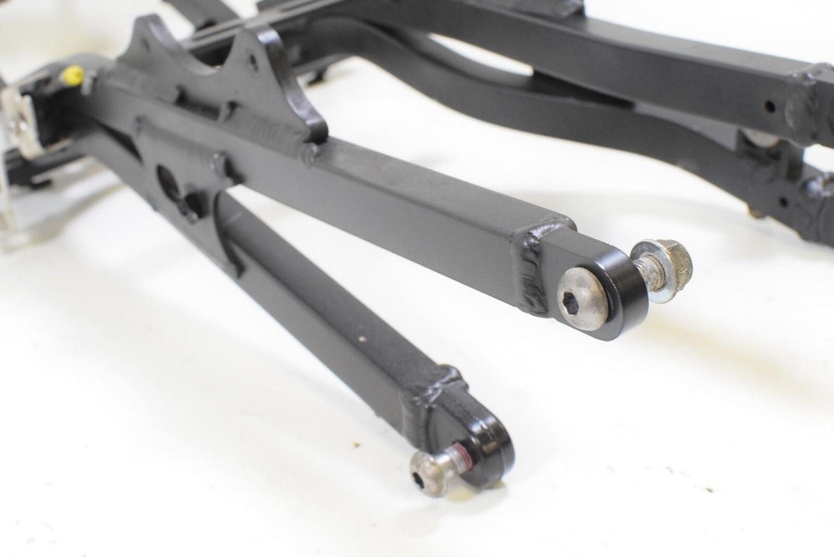06 Kawasaki ZX636 ZX6R ZX6 Ninja Rear Straight Subframe Sub Frame 32160-0085 {{ shop.shopifyCountryName }} - Mototech271