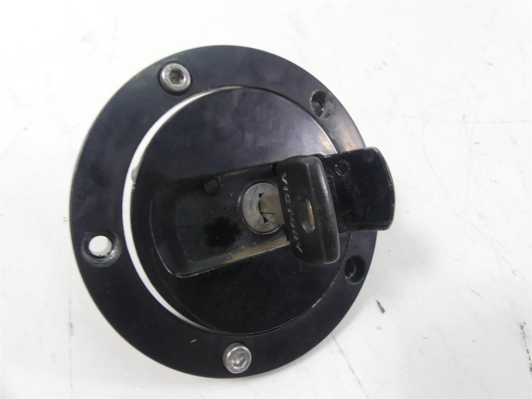 2012 Victory Cross Country Ignition Switch Key Lock Tank Cap Set 4012943 {{ shop.shopifyCountryName }} - Mototech271