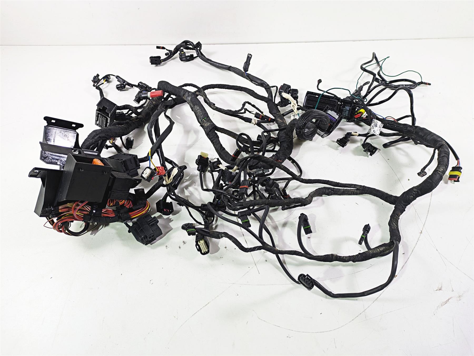 2017 BMW S1000RR K46 Main & Engine Wiring Harness - READ 12518556757 61118355084 {{ shop.shopifyCountryName }} - Mototech271