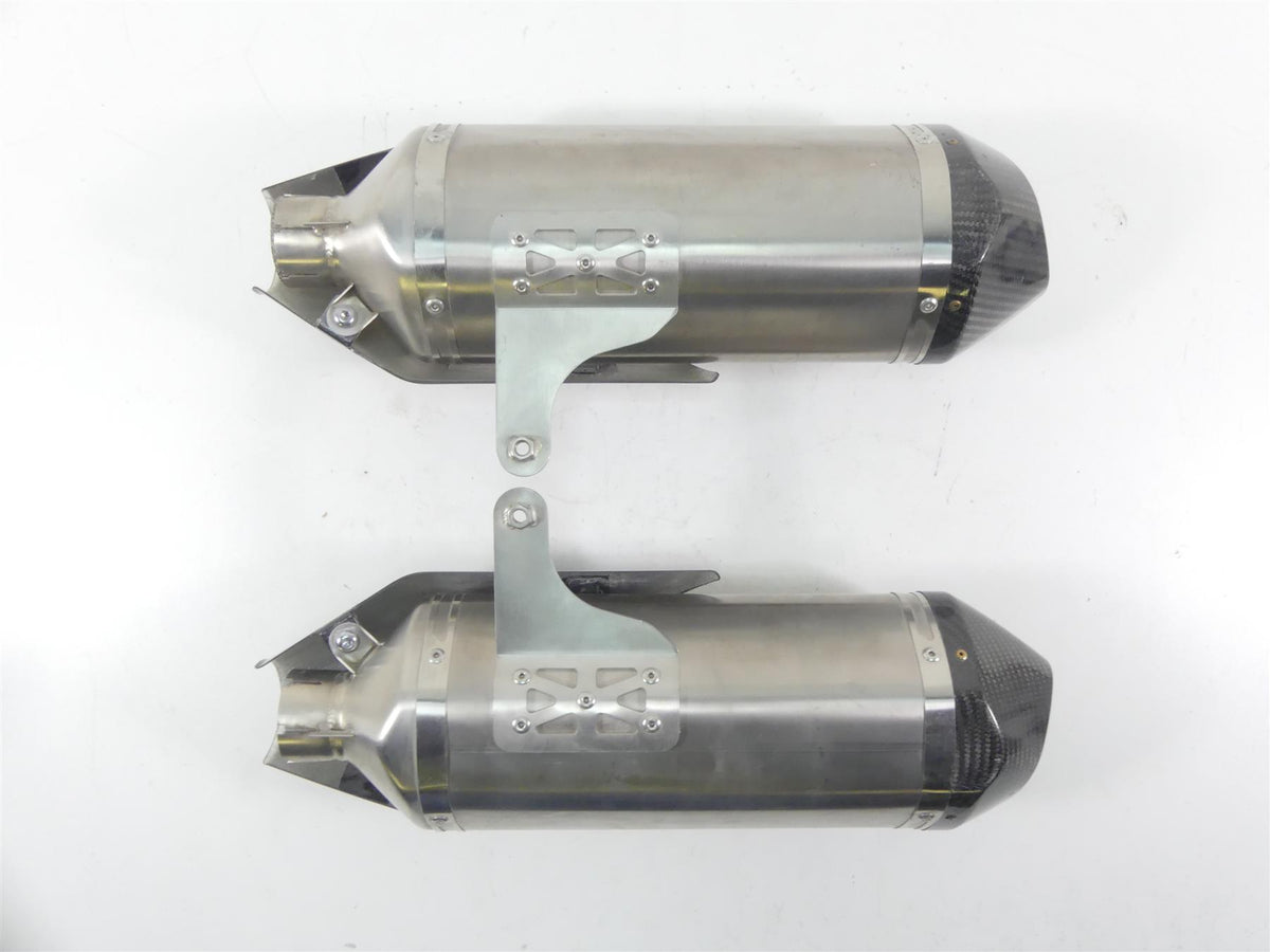 2020 Triumph Speed Triple RS 1050 Arrow Exhaust Slip On Pipe Mufflers T2203346 {{ shop.shopifyCountryName }} - Mototech271