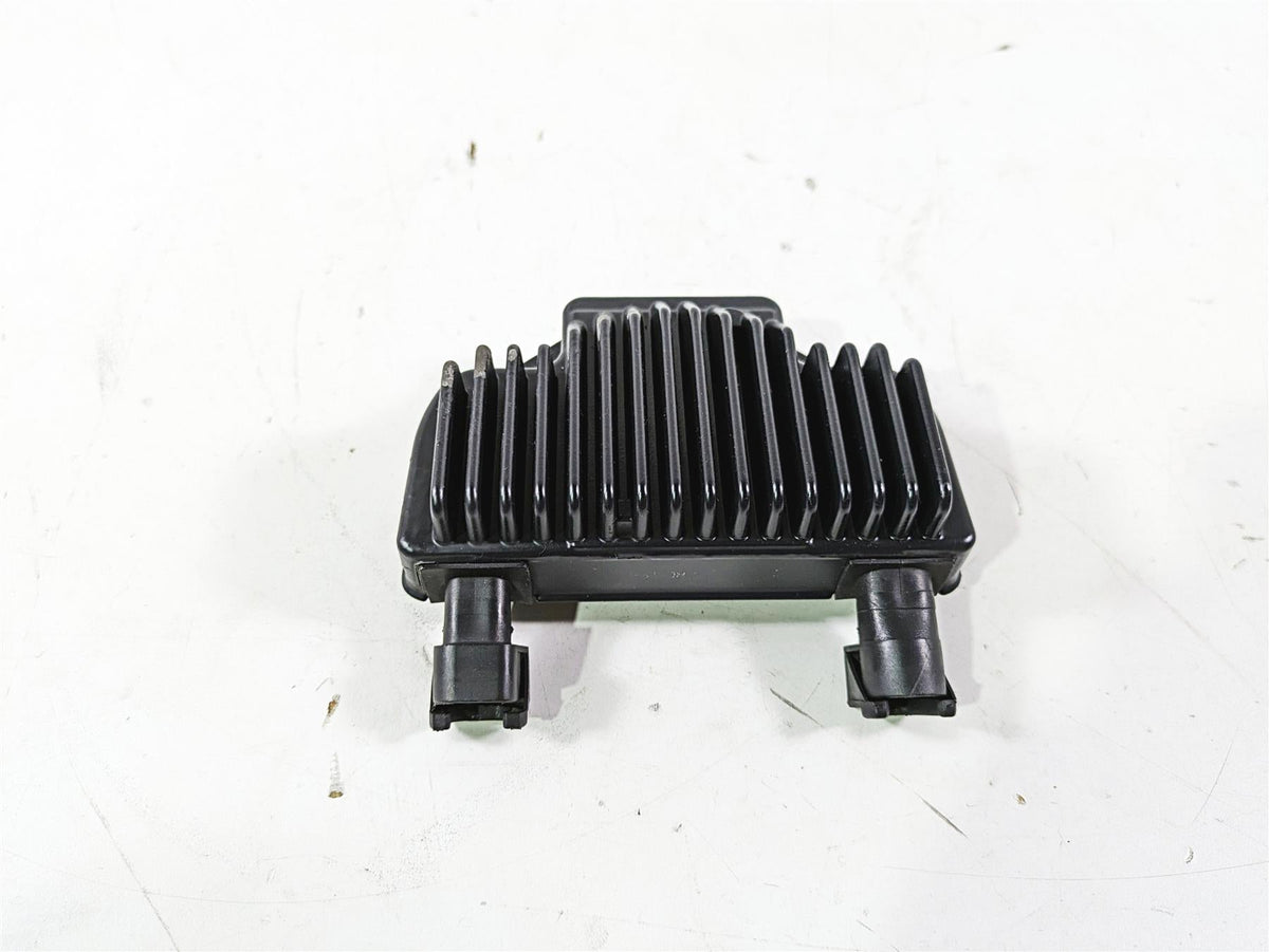 2012 Harley FLD Dyna Switchback Rectifier Voltage Regulator 74631-08A {{ shop.shopifyCountryName }} - Mototech271