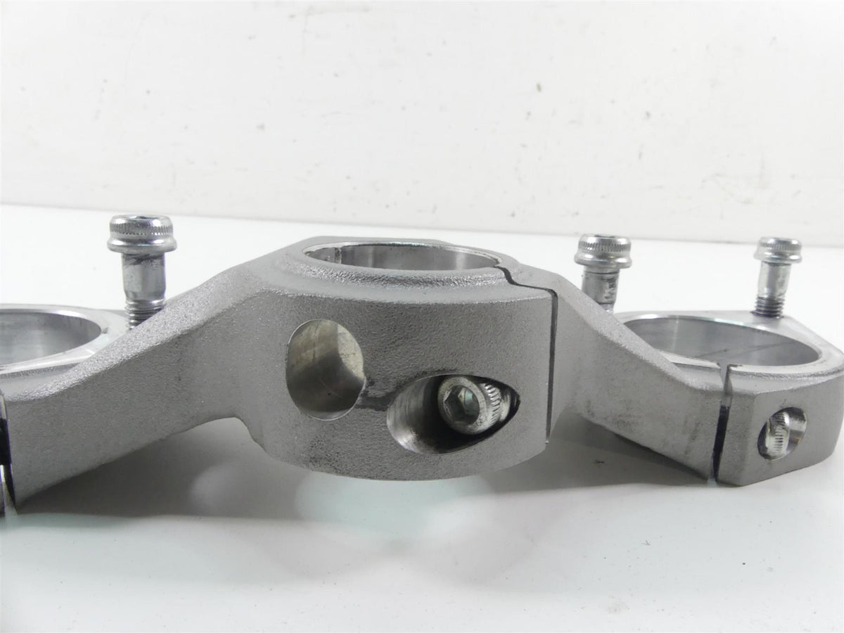 2017 Ducati 939 S Supersport Upper Triple Tree Steering Clamp 34111461AA {{ shop.shopifyCountryName }} - Mototech271