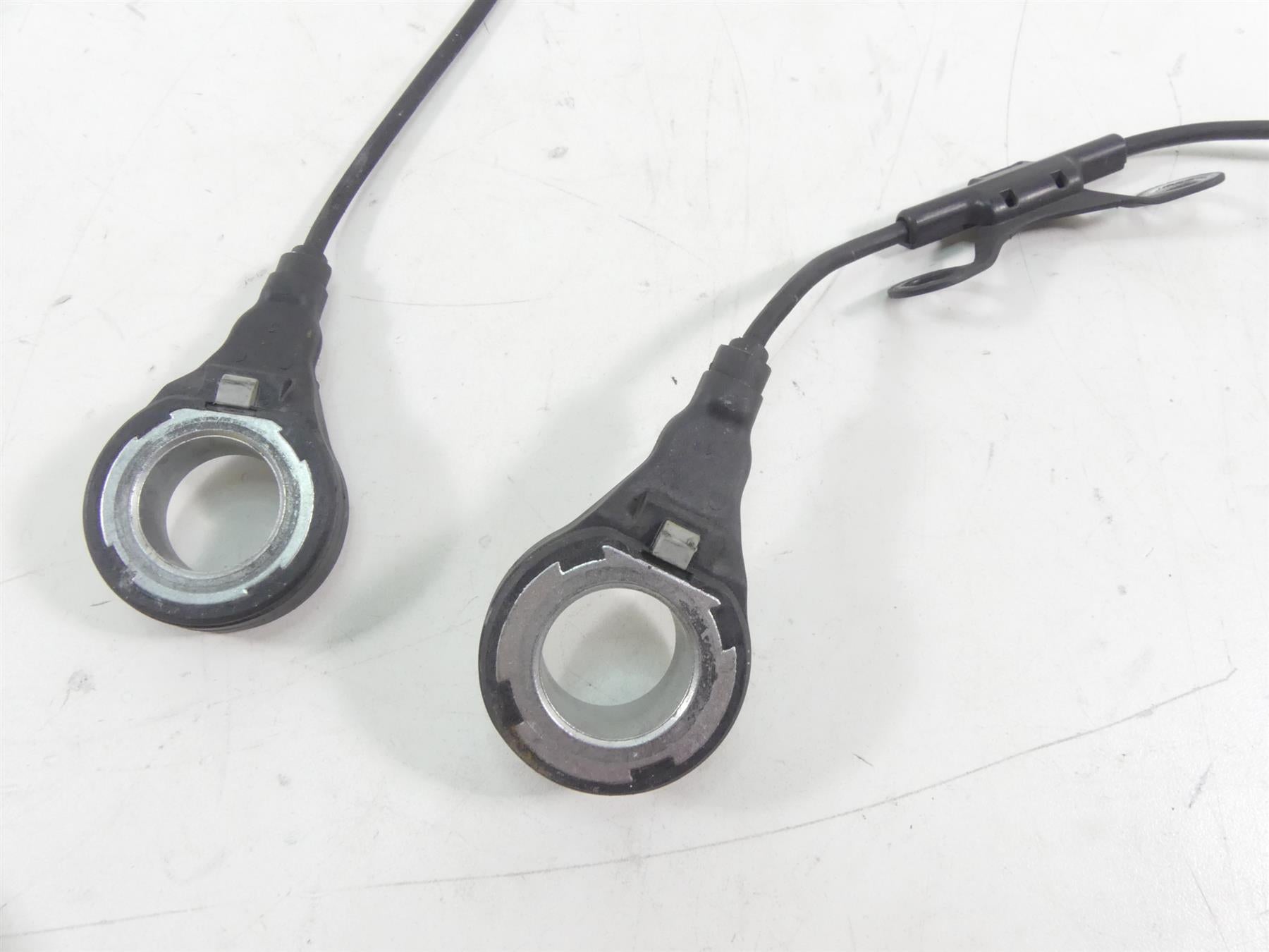 2016 Harley FXDLS Dyna Low Rider Front Rear Abs Brake Speed Sensor 41100001 {{ shop.shopifyCountryName }} - Mototech271
