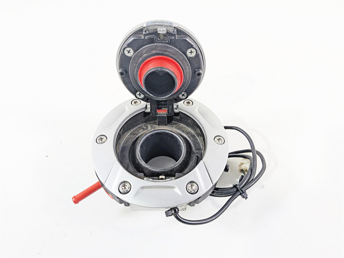 2016 BMW R1200 GS K50 Keyless Fuel Petrol Gas Tank Cap 16118531632 {{ shop.shopifyCountryName }} - Mototech271