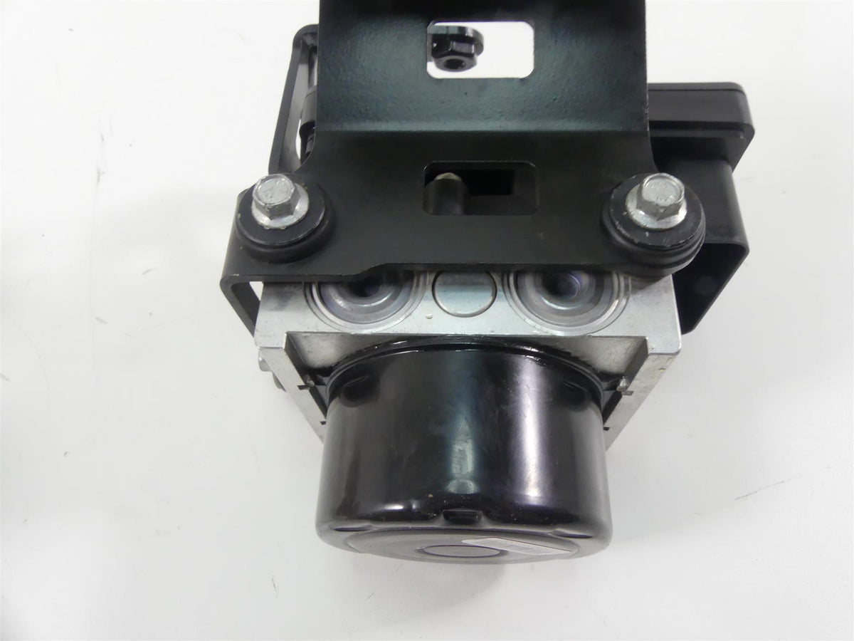 2016 Moto Guzzi V7 II Special 750 Abs Brake Pump Control Module 2D000101 {{ shop.shopifyCountryName }} - Mototech271