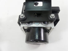 Load image into Gallery viewer, 2016 Moto Guzzi V7 II Special 750 Abs Brake Pump Control Module 2D000101
