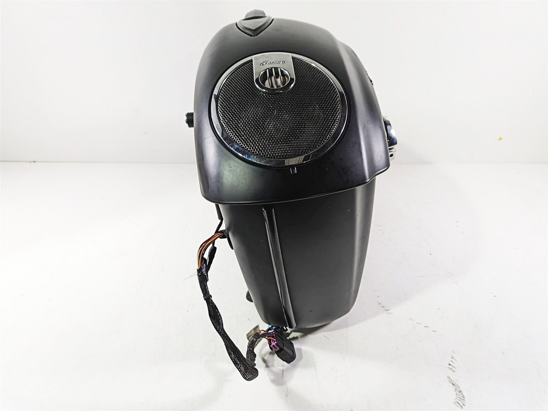 2018 Indian Chieftain Dark Horse Left Saddlebag & Speaker - Rash 5451493 {{ shop.shopifyCountryName }} - Mototech271
