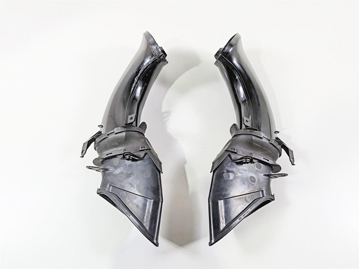 2008 Yamaha YZF R1 RN19 Air Intake Inlet Duct Scoop Ram Set 4C8-2838R-00 {{ shop.shopifyCountryName }} - Mototech271