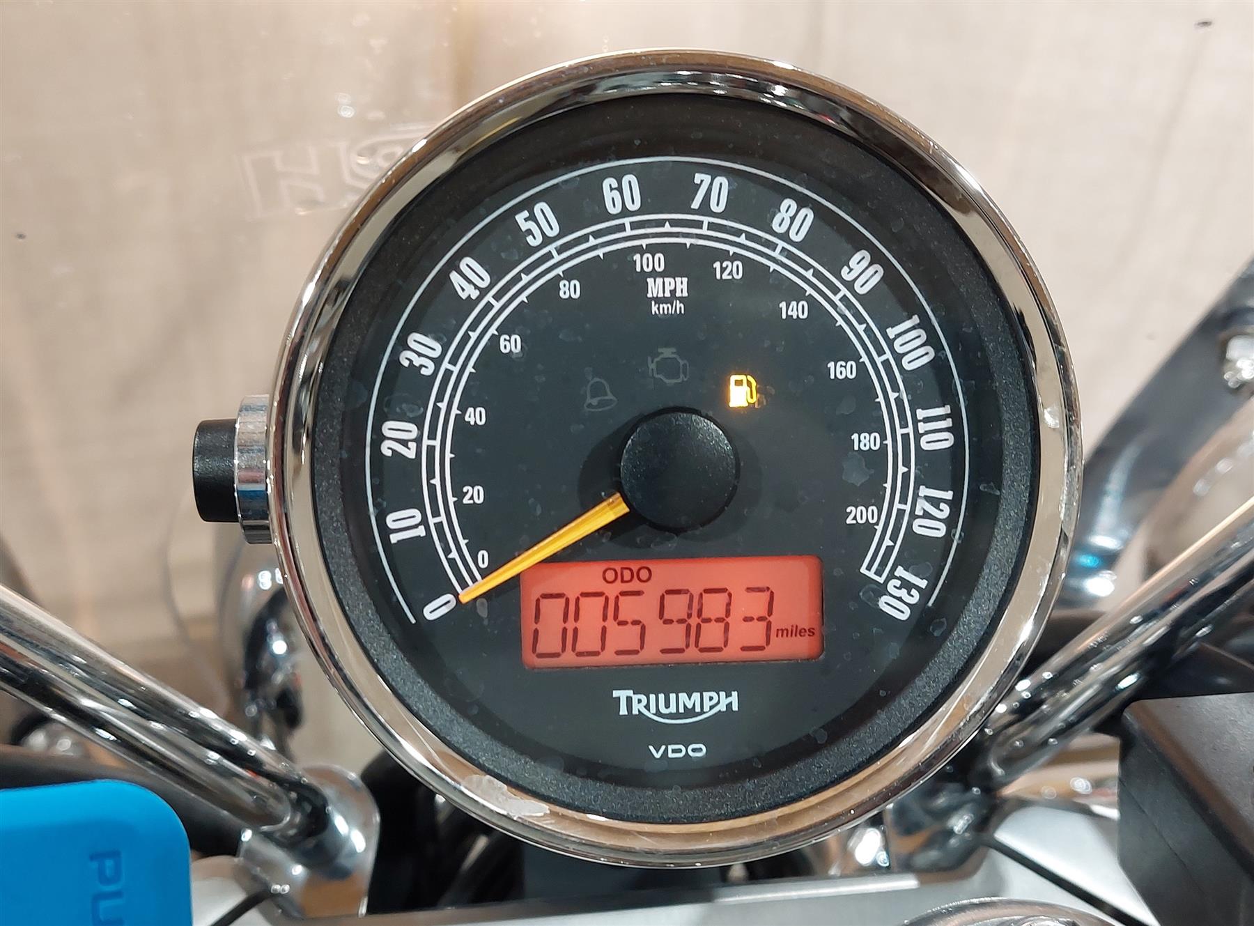 2011 Triumph America Speedometer Speedo Gauge Instrument - 5k Only T2503876 {{ shop.shopifyCountryName }} - Mototech271