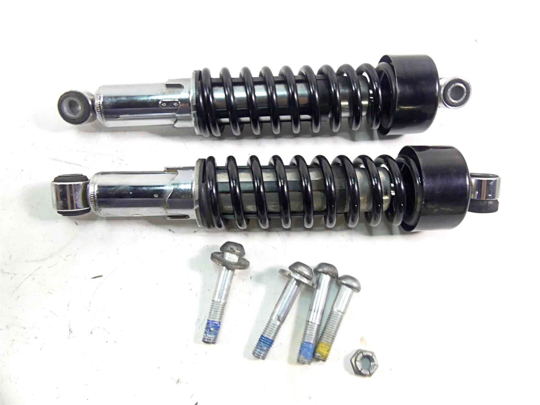 2015 Harley Davidson VRSCDX Night Rod Sp Rear Suspension Shock Set 13