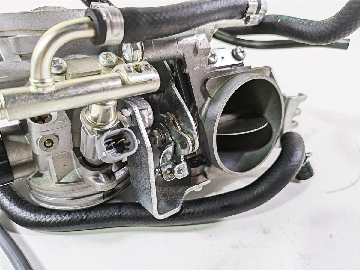 2016 Suzuki M109R VZR1800 Boulevard Mikuni Throttle Body Bodies 13405-48G30 {{ shop.shopifyCountryName }} - Mototech271
