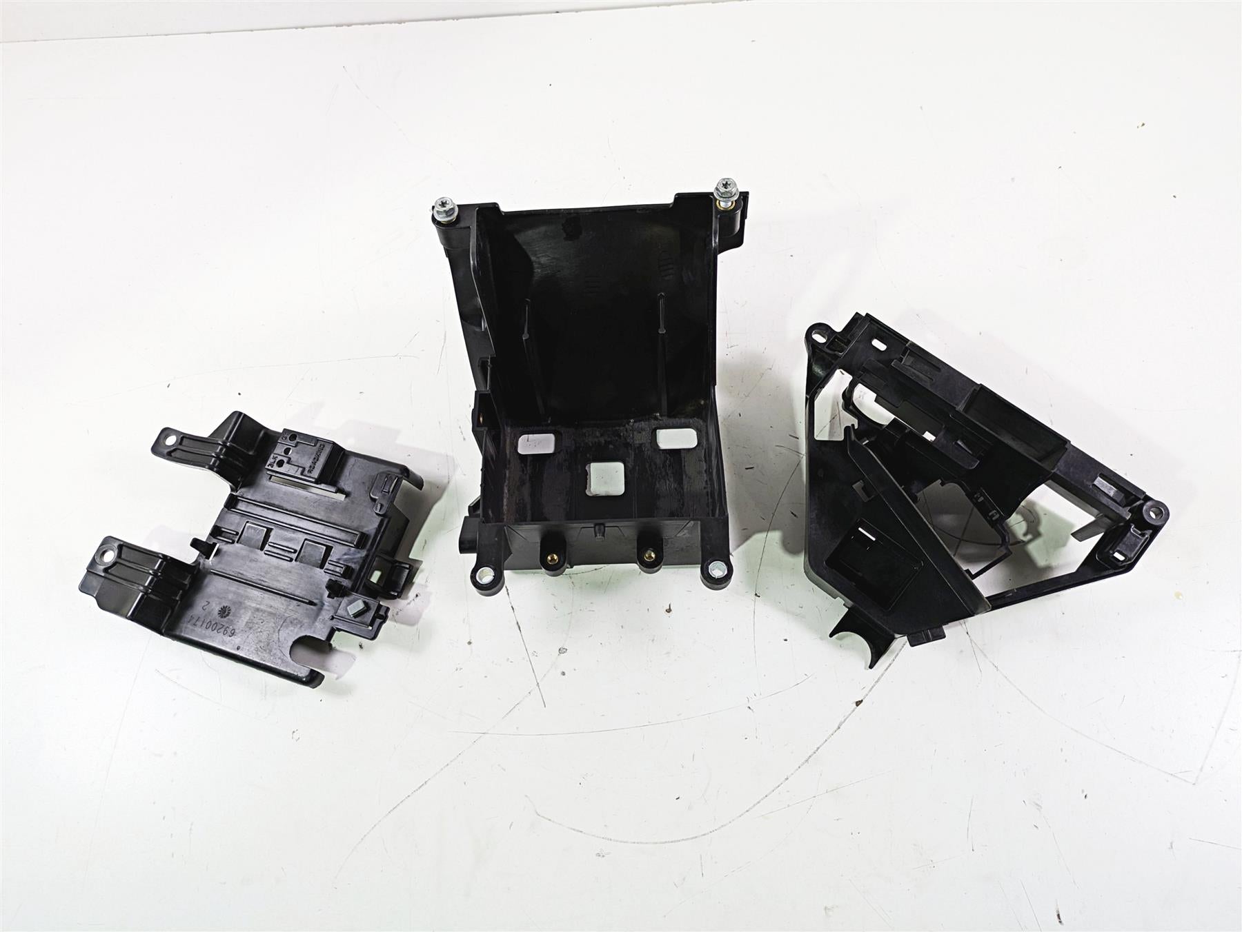 2016 Harley Touring FLTRX Road Glide Battery Tray Electrical Holder 66000010A {{ shop.shopifyCountryName }} - Mototech271