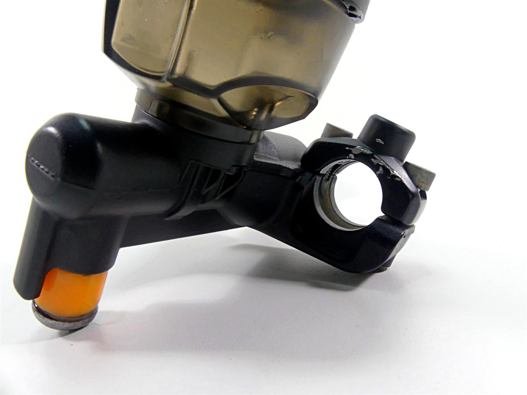 2013 BMW F800GS STD K72 Front Brake Master Cylinder 32728530045 {{ shop.shopifyCountryName }} - Mototech271