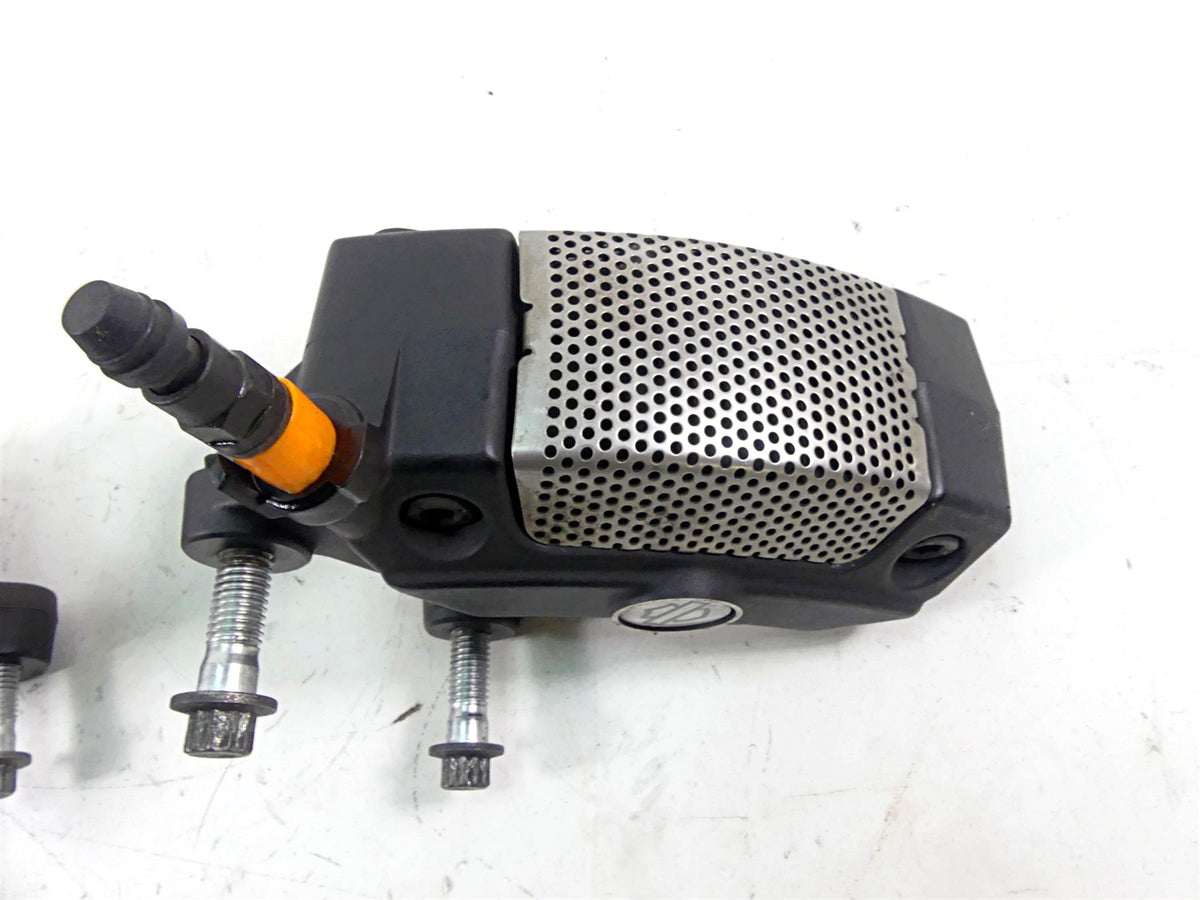 2010 Harley Touring FLHRC Road King Front Brake Caliper Set 43027-08 44023-08 {{ shop.shopifyCountryName }} - Mototech271