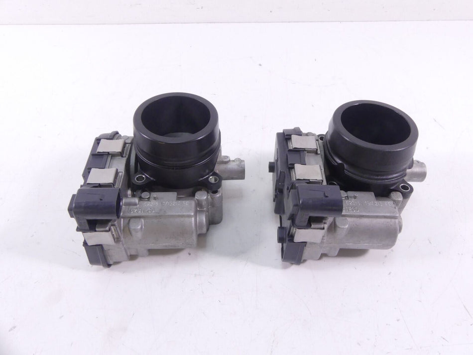 2016 Ducati Hypermotard 939SP Throttle Body Bodies Fuel Injector Set 28240904A {{ shop.shopifyCountryName }} - Mototech271