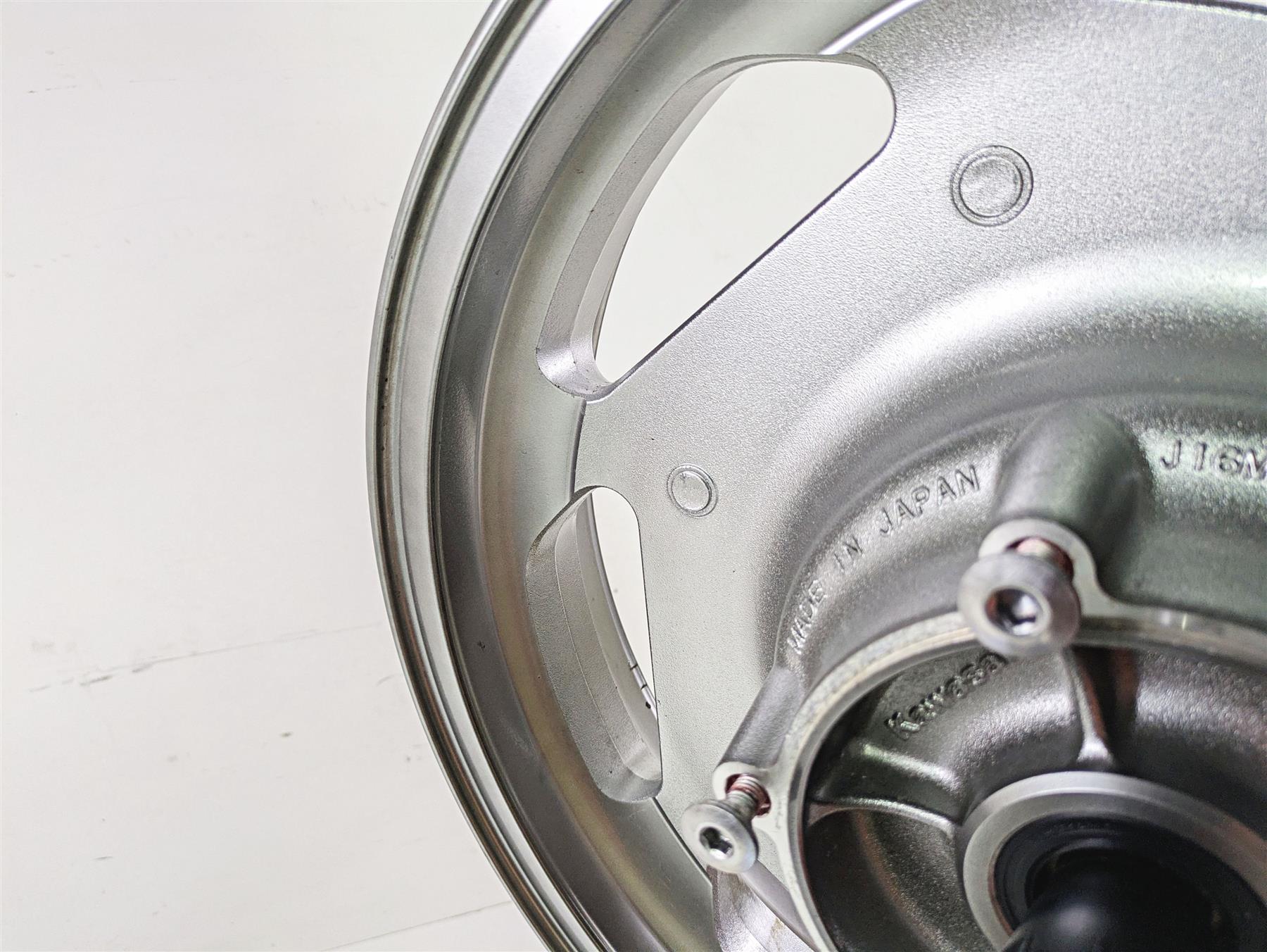 2008 Kawasaki VN1600 Vulcan Nomad Straight 16x3 Front Wheel Rim 41073-0031 {{ shop.shopifyCountryName }} - Mototech271