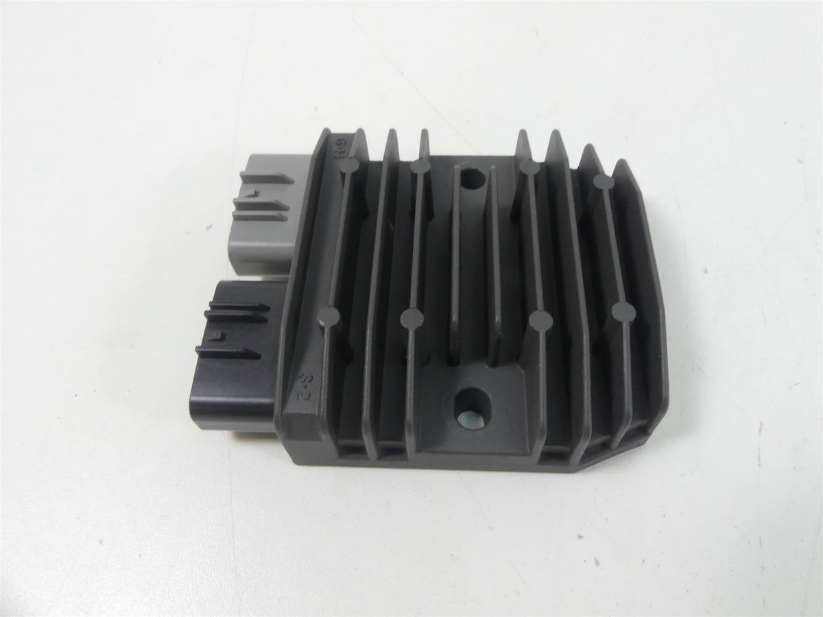 2019 Indian Motorcycle Co. FTR1200 Rectifier Voltage Regulator SH775BA 4012941 {{ shop.shopifyCountryName }} - Mototech271